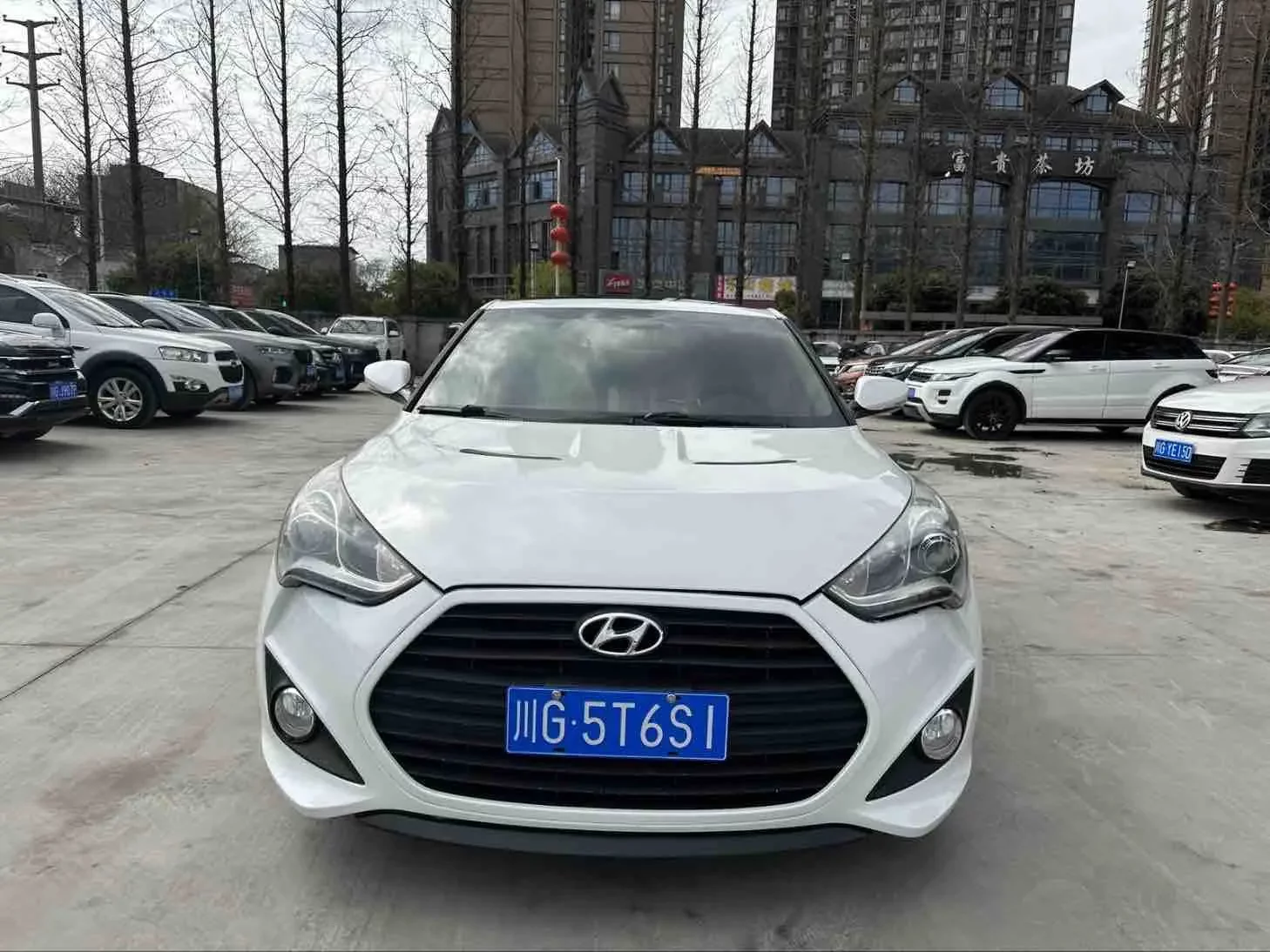 Hyundai Veloster