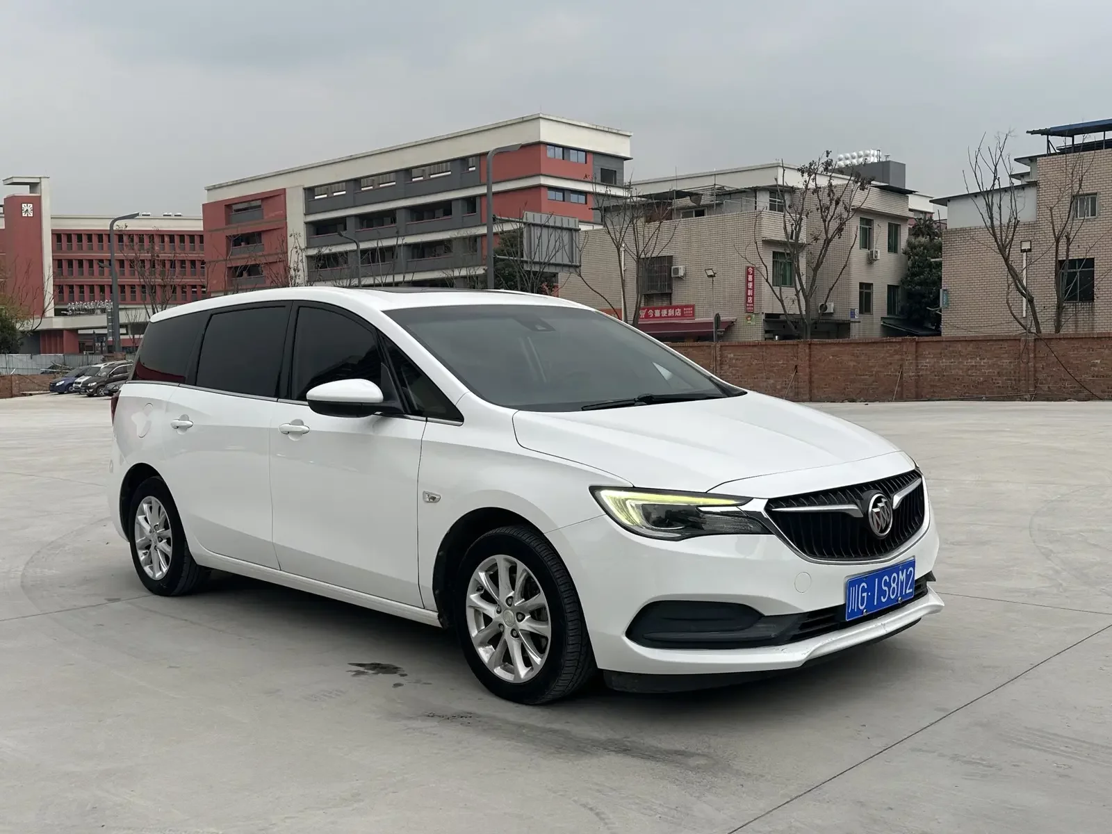 Buick GL6