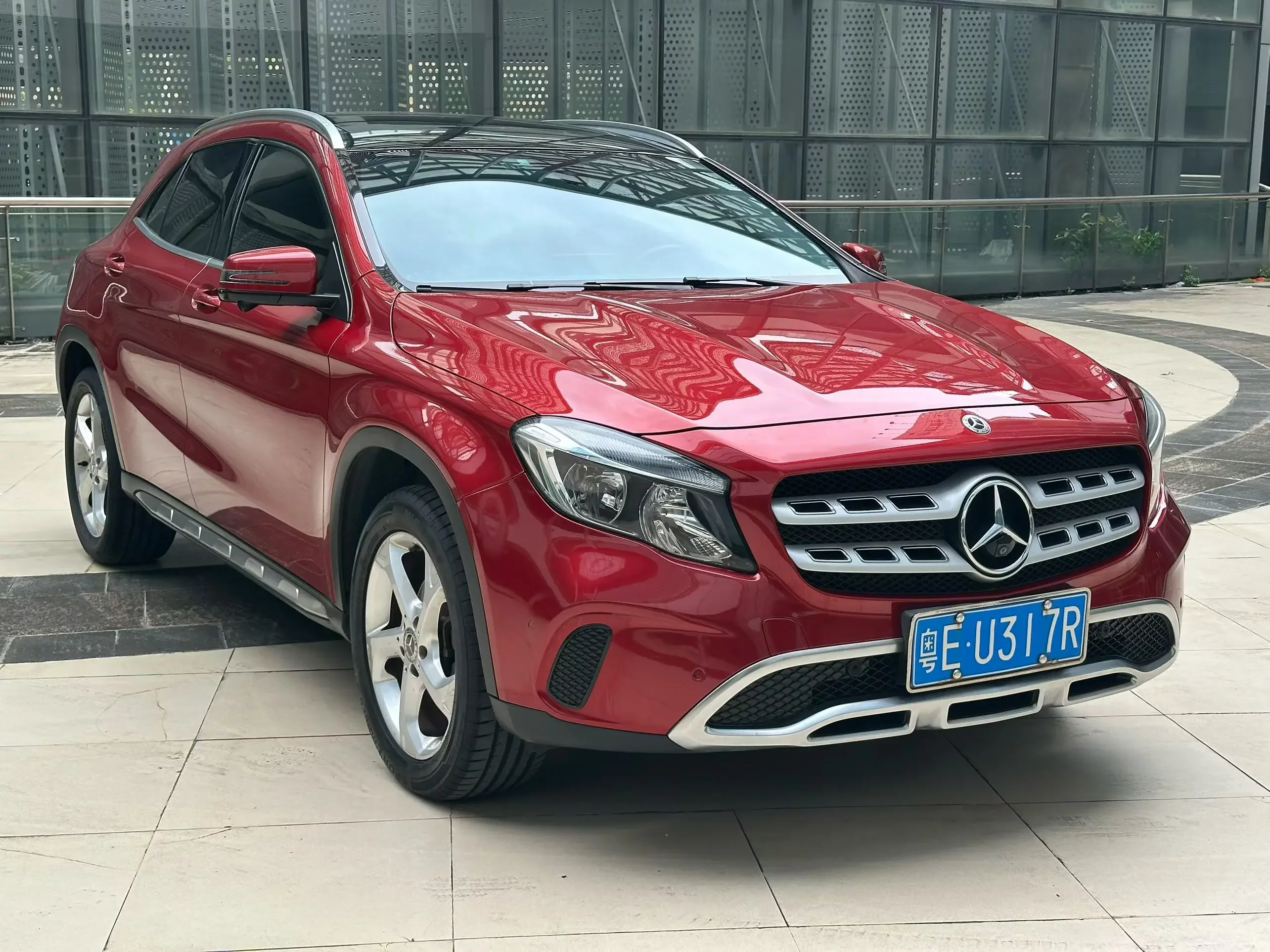 Mercedes-Benz GLA