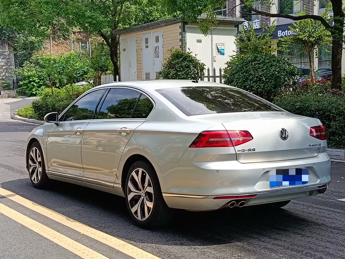 Volkswagen Magotan