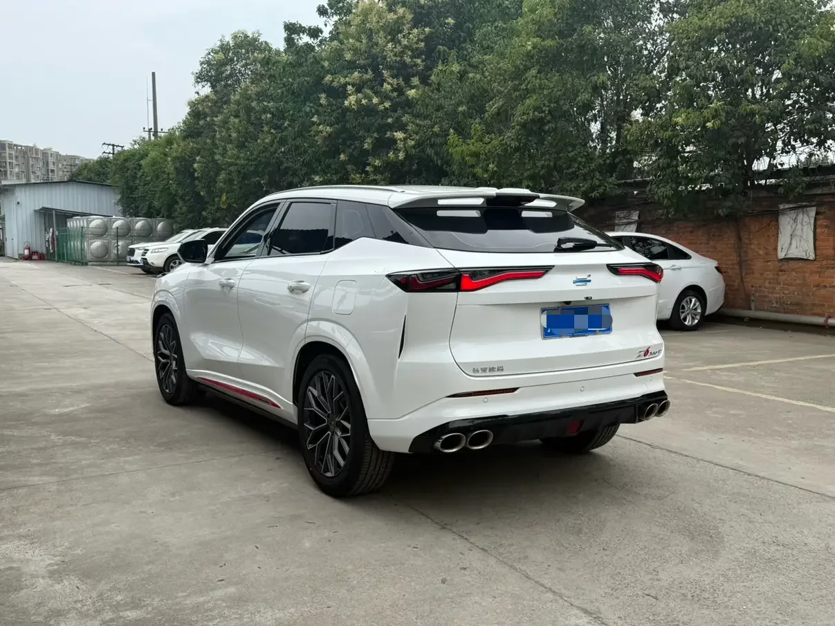 Oshan Changan Auchan Z6