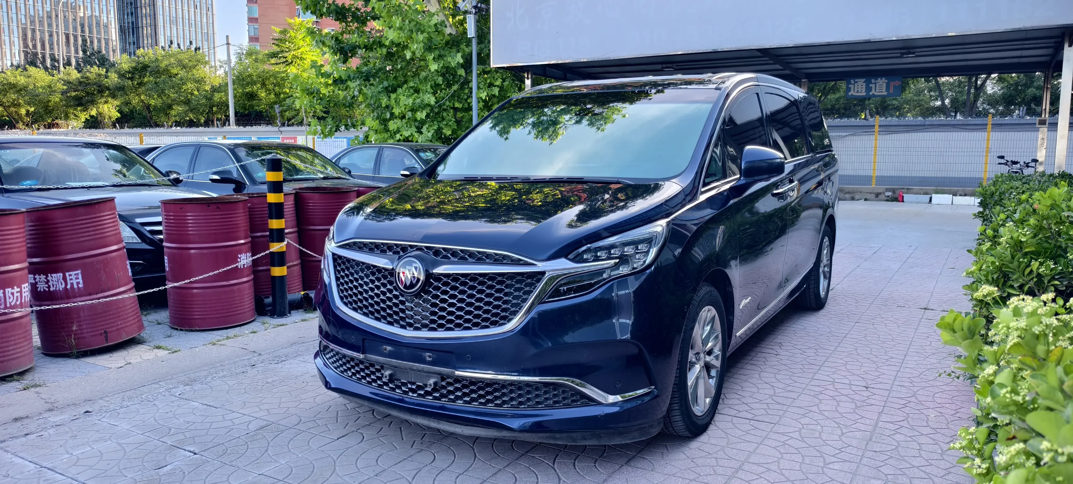 Buick GL8