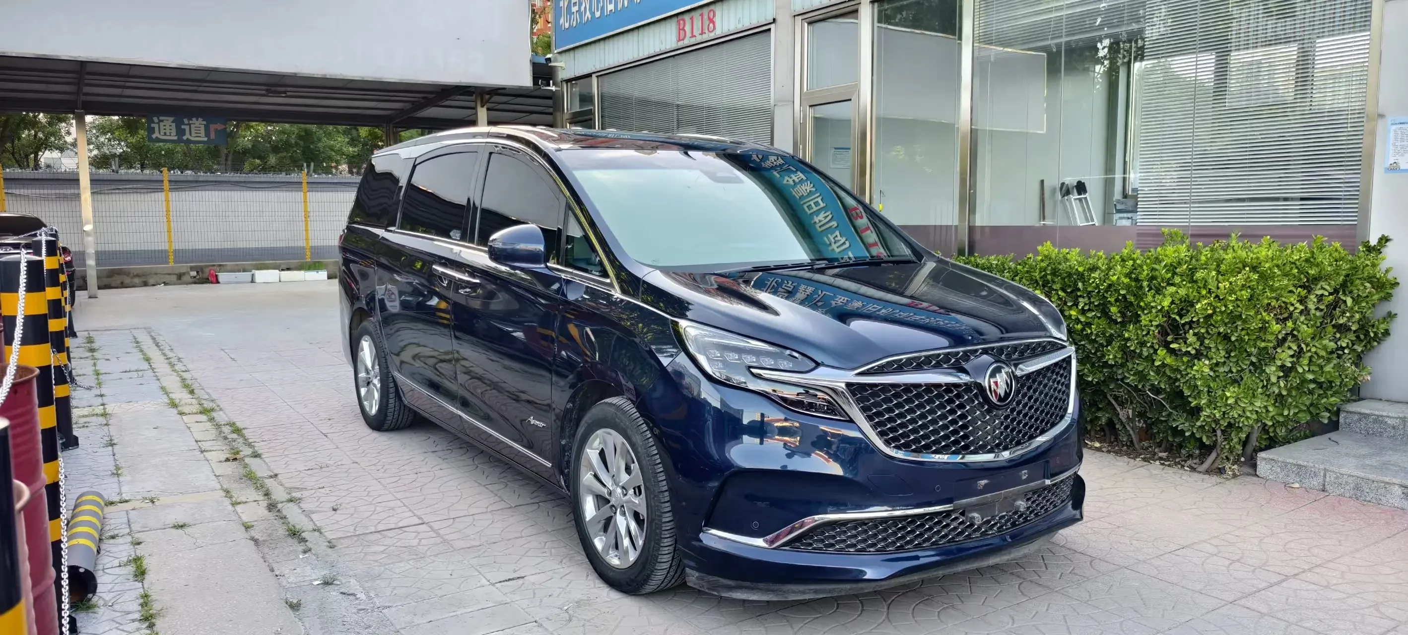 Buick GL8