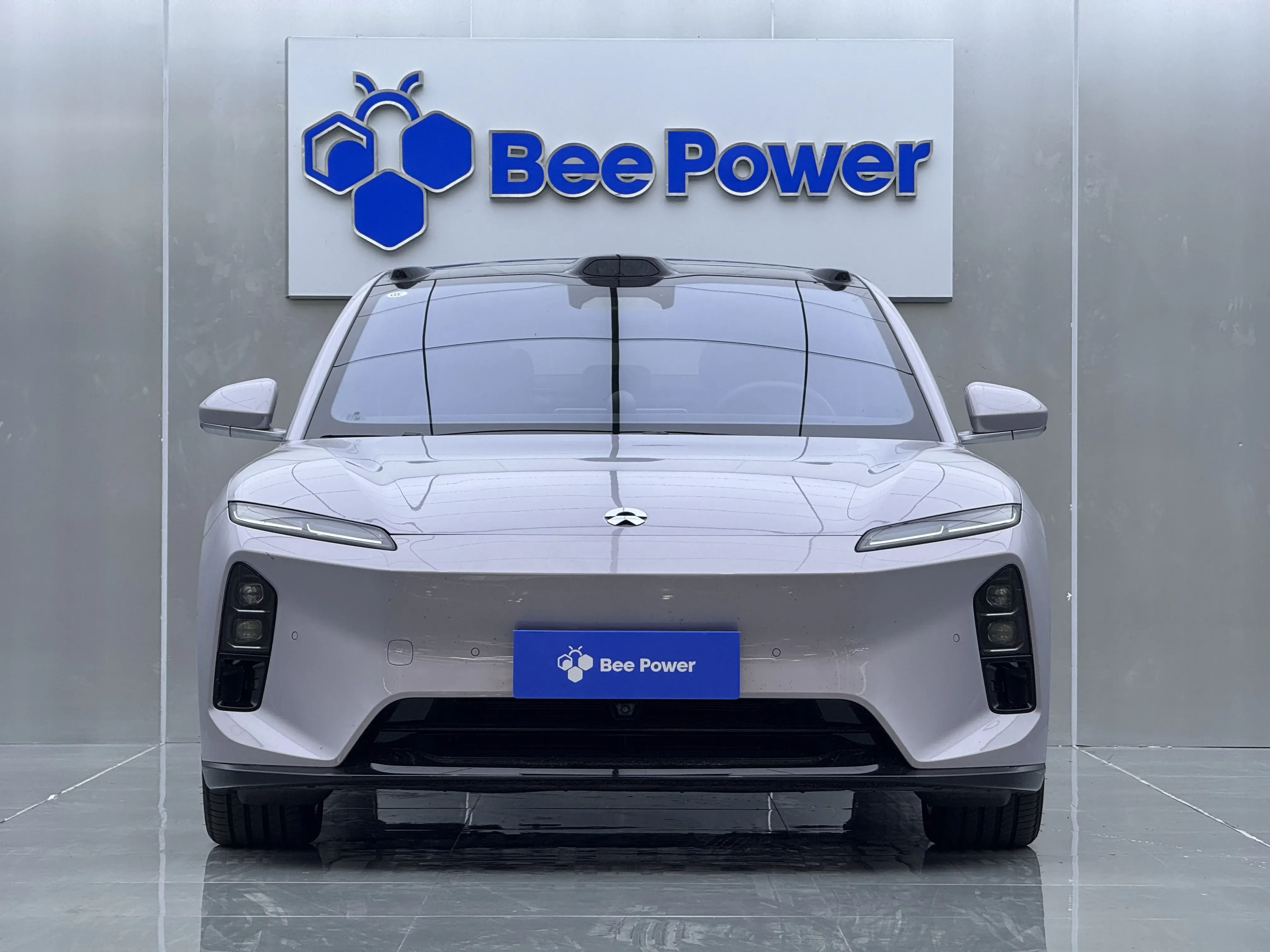 NIO ET5  из Китая