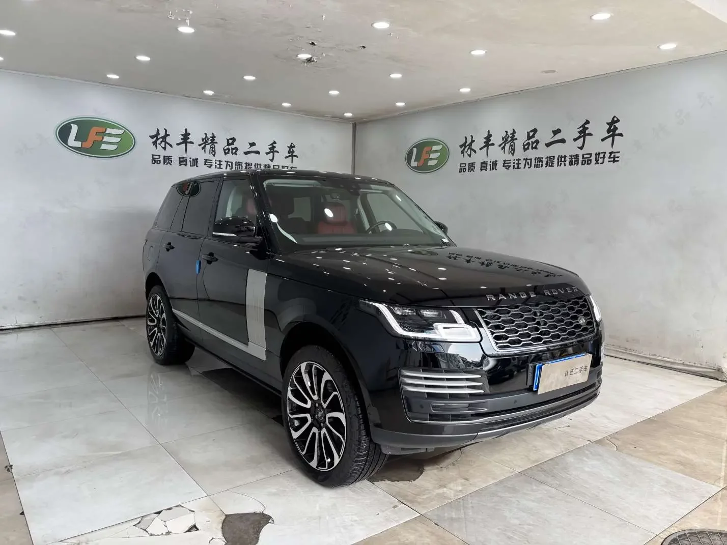 Land Rover range rover