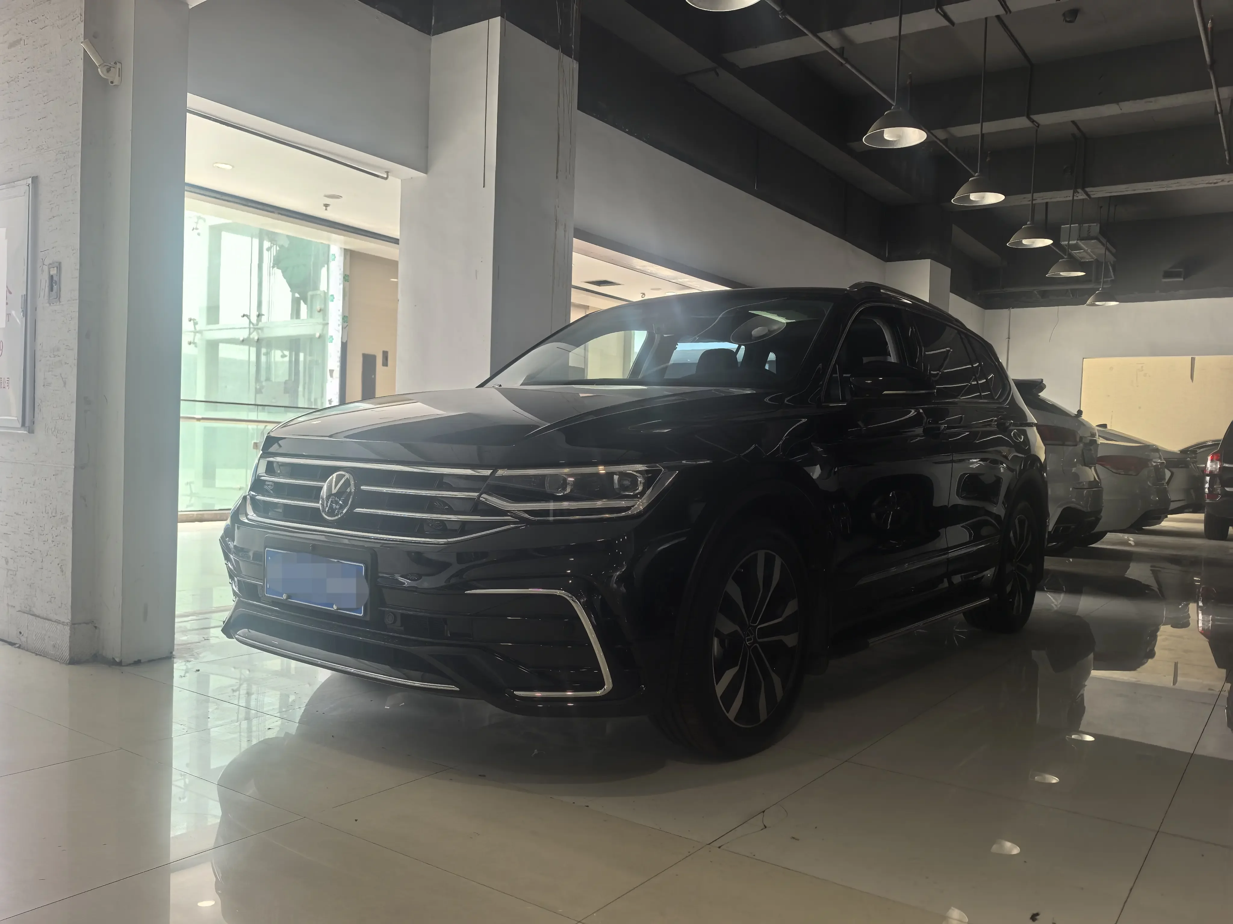 Volkswagen Tiguan L