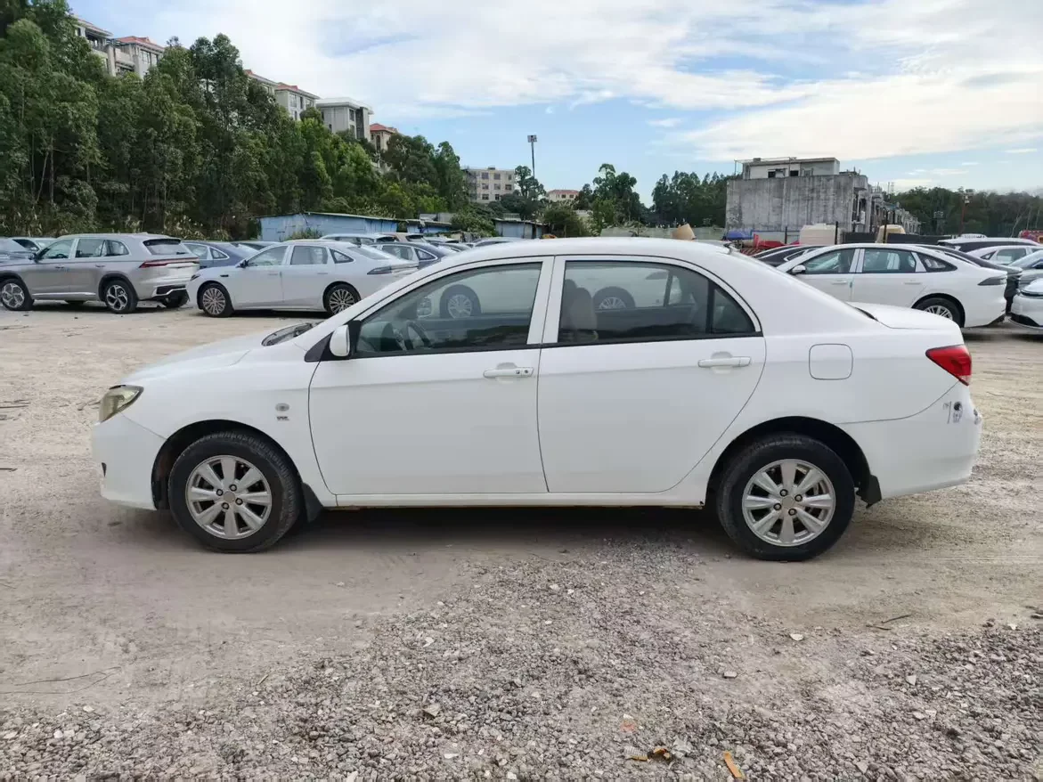 BYD L3
