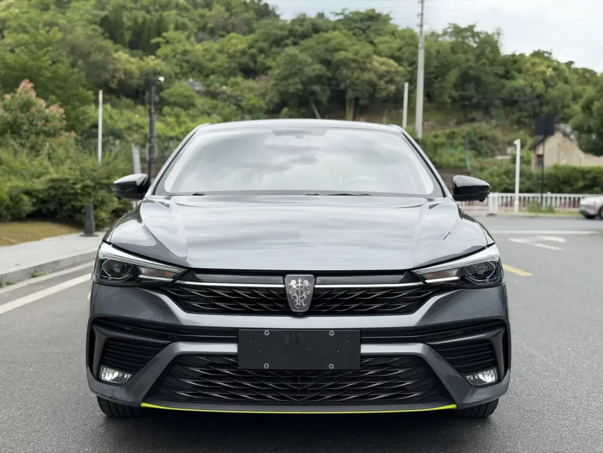 Roewe i5