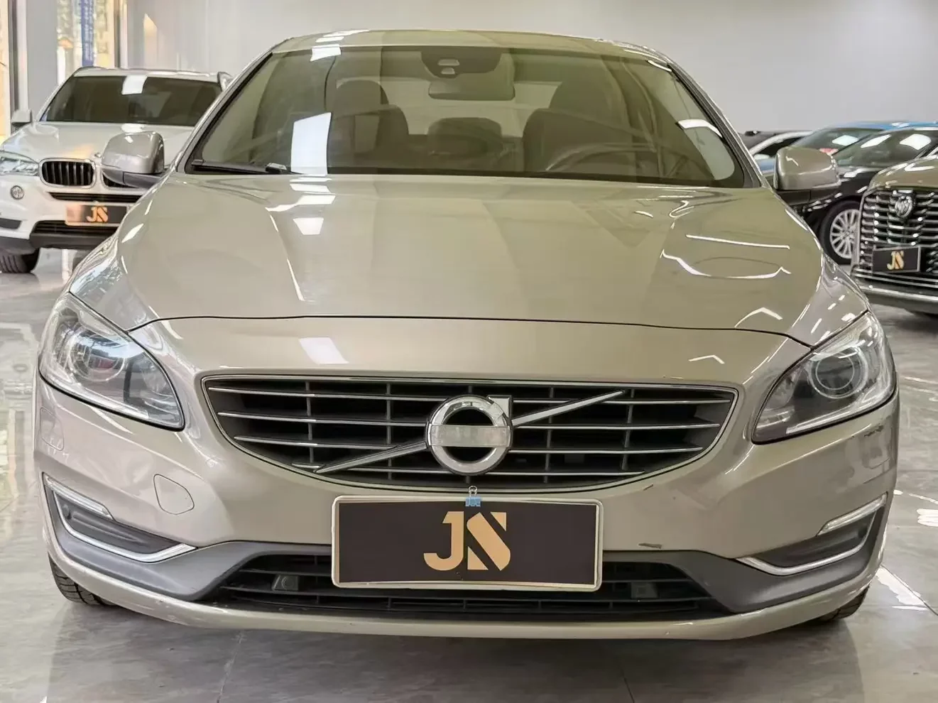 Volvo S60