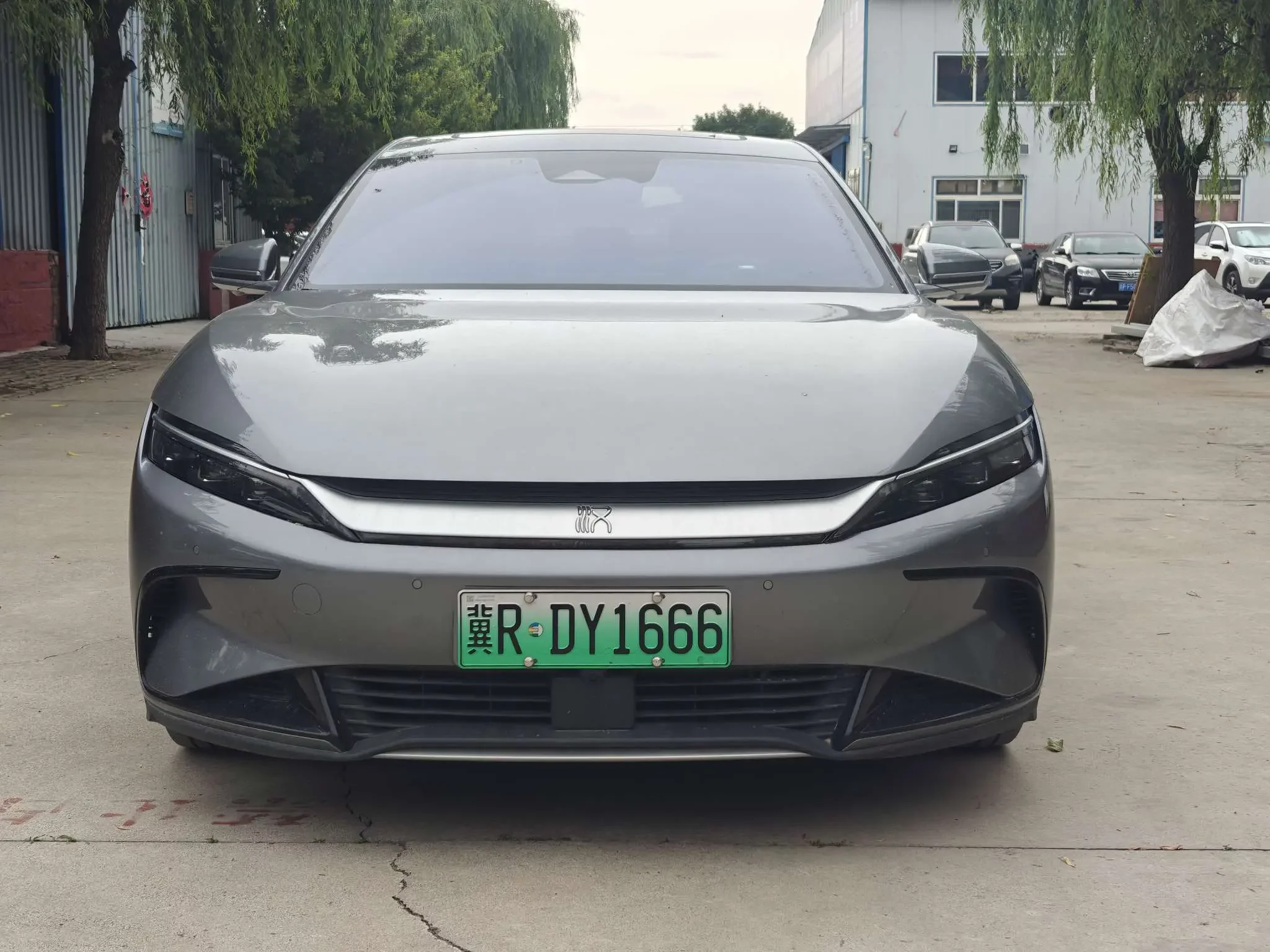 BYD Han EV