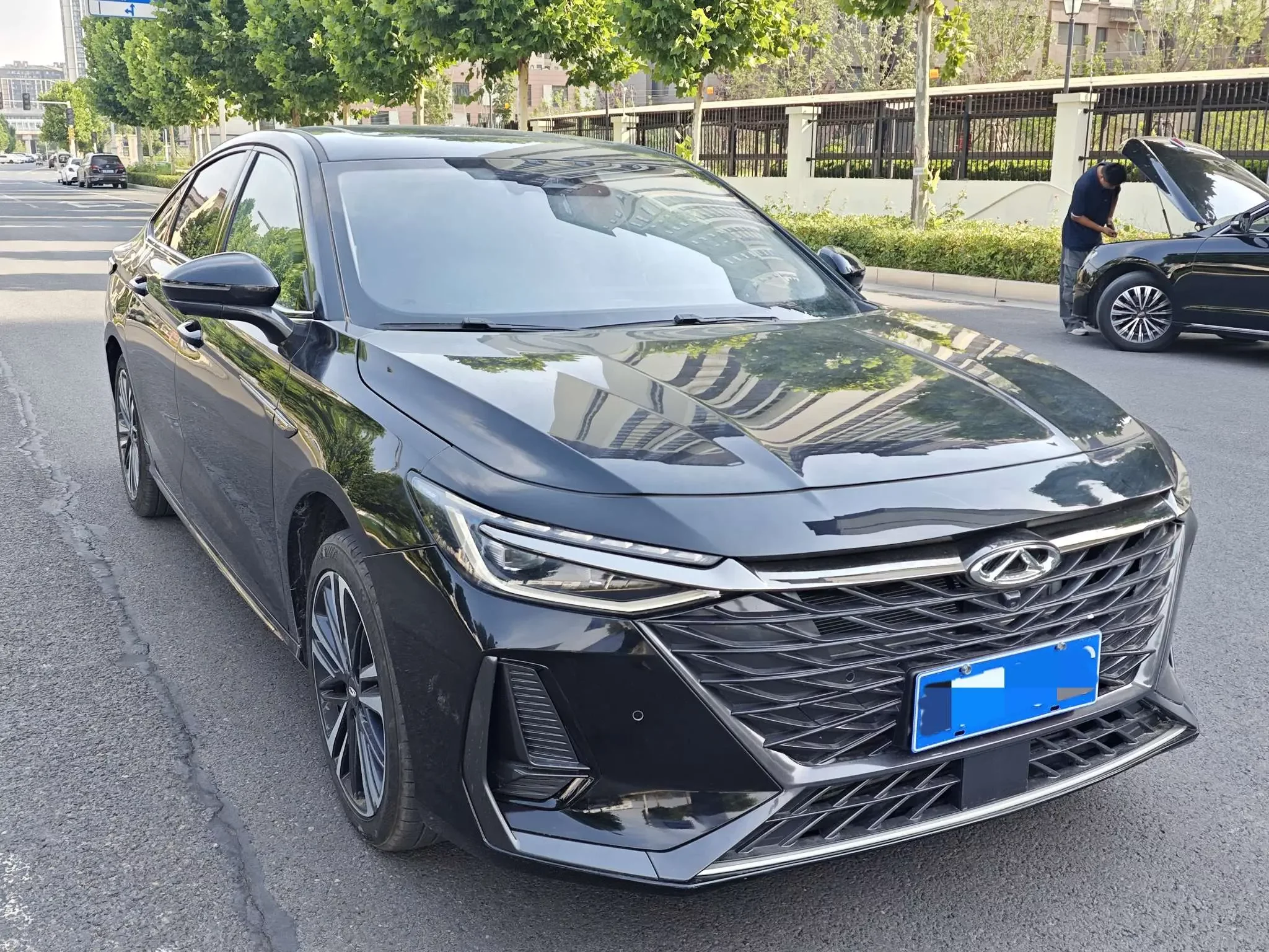 Chery Arrizo 8