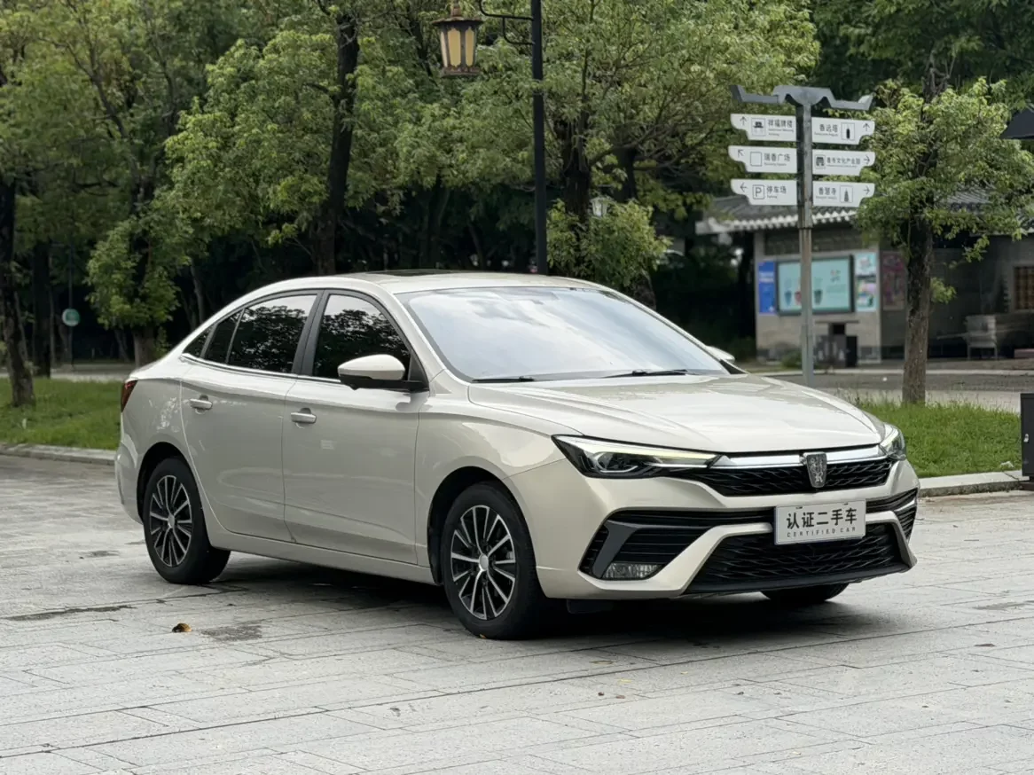 Roewe i5