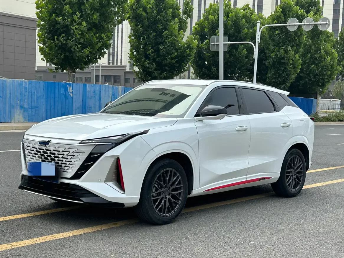 Oshan Changan Auchan Z6