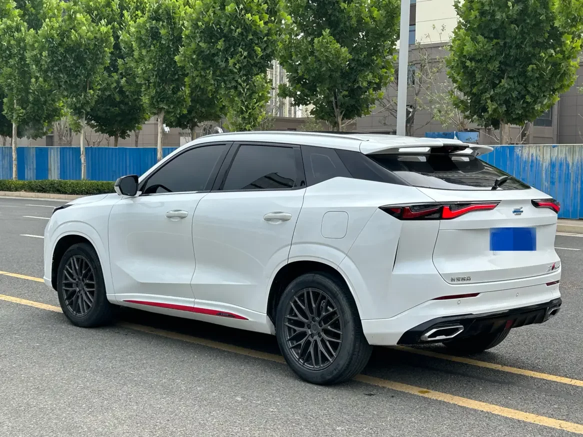 Oshan Changan Auchan Z6