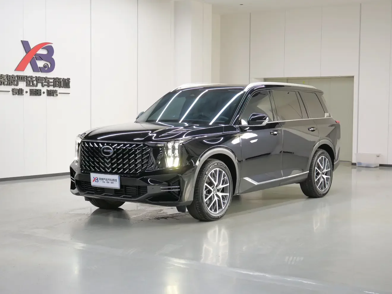GAC Trumpchi GS8  из Китая