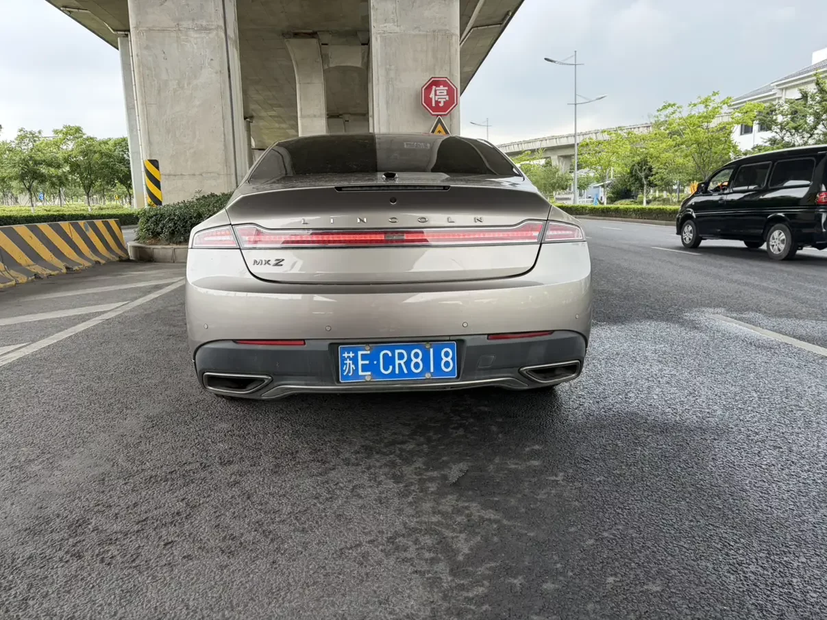 Lincoln MKZ