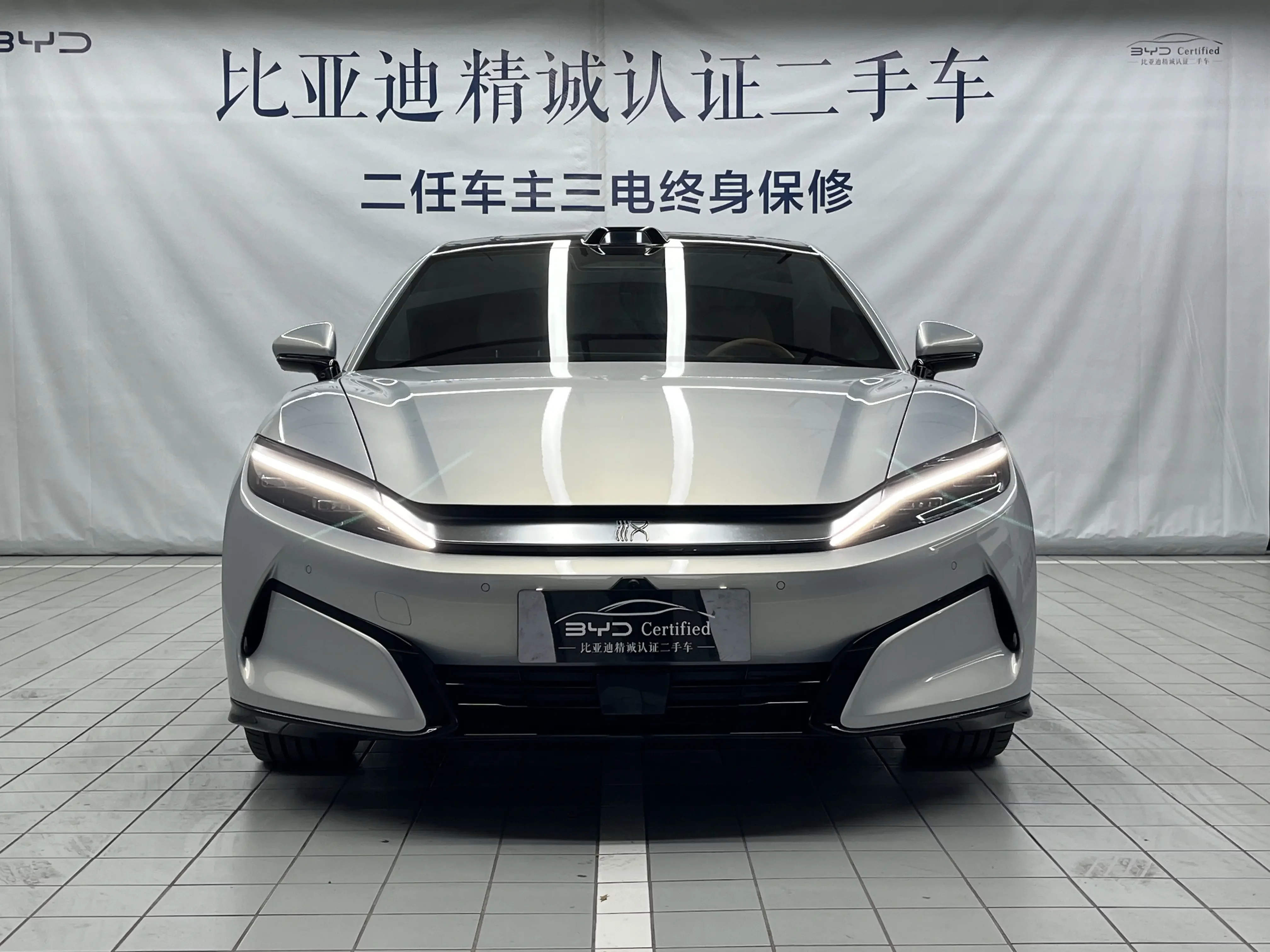 BYD Han L EV