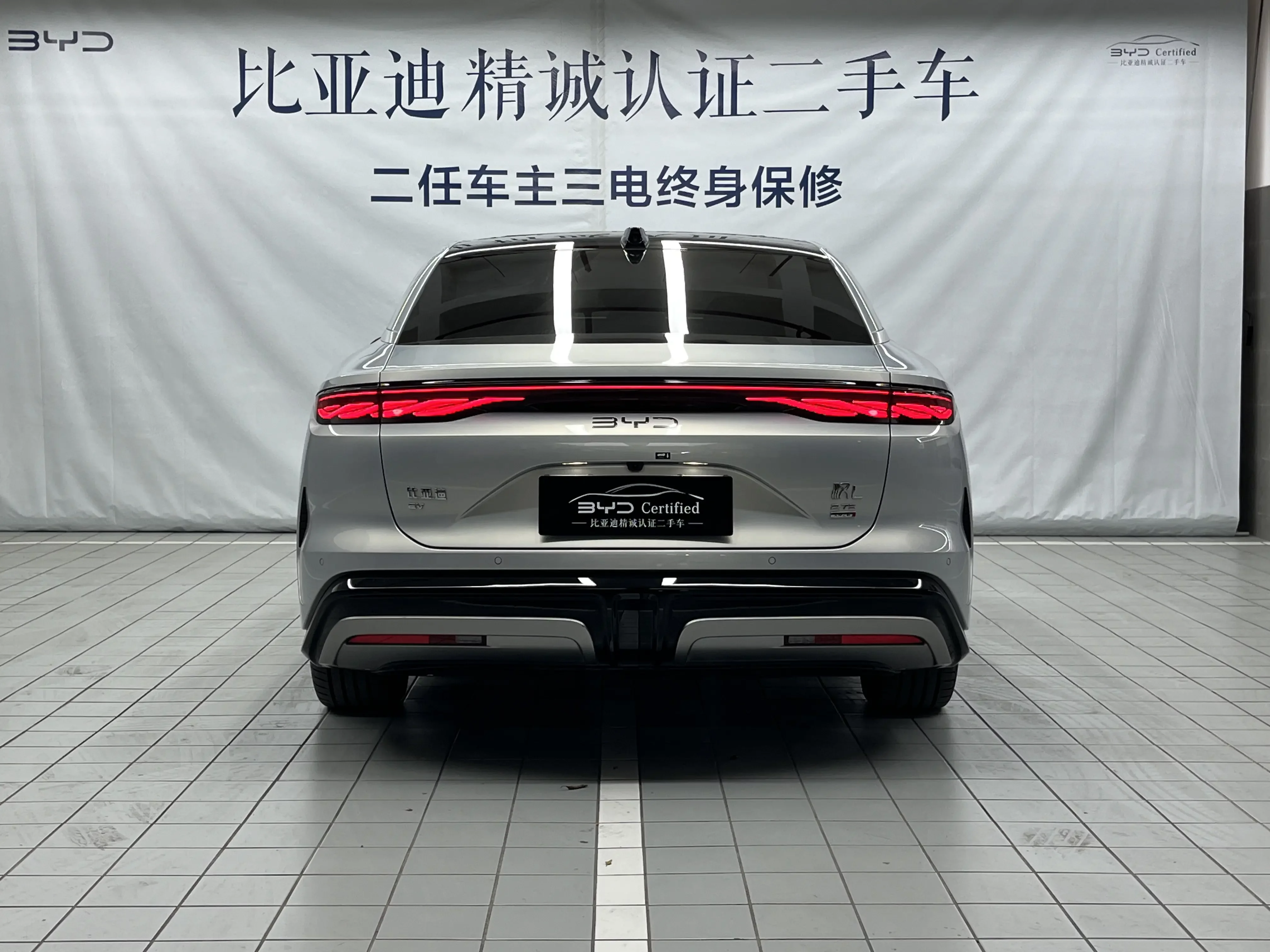 BYD Han L EV