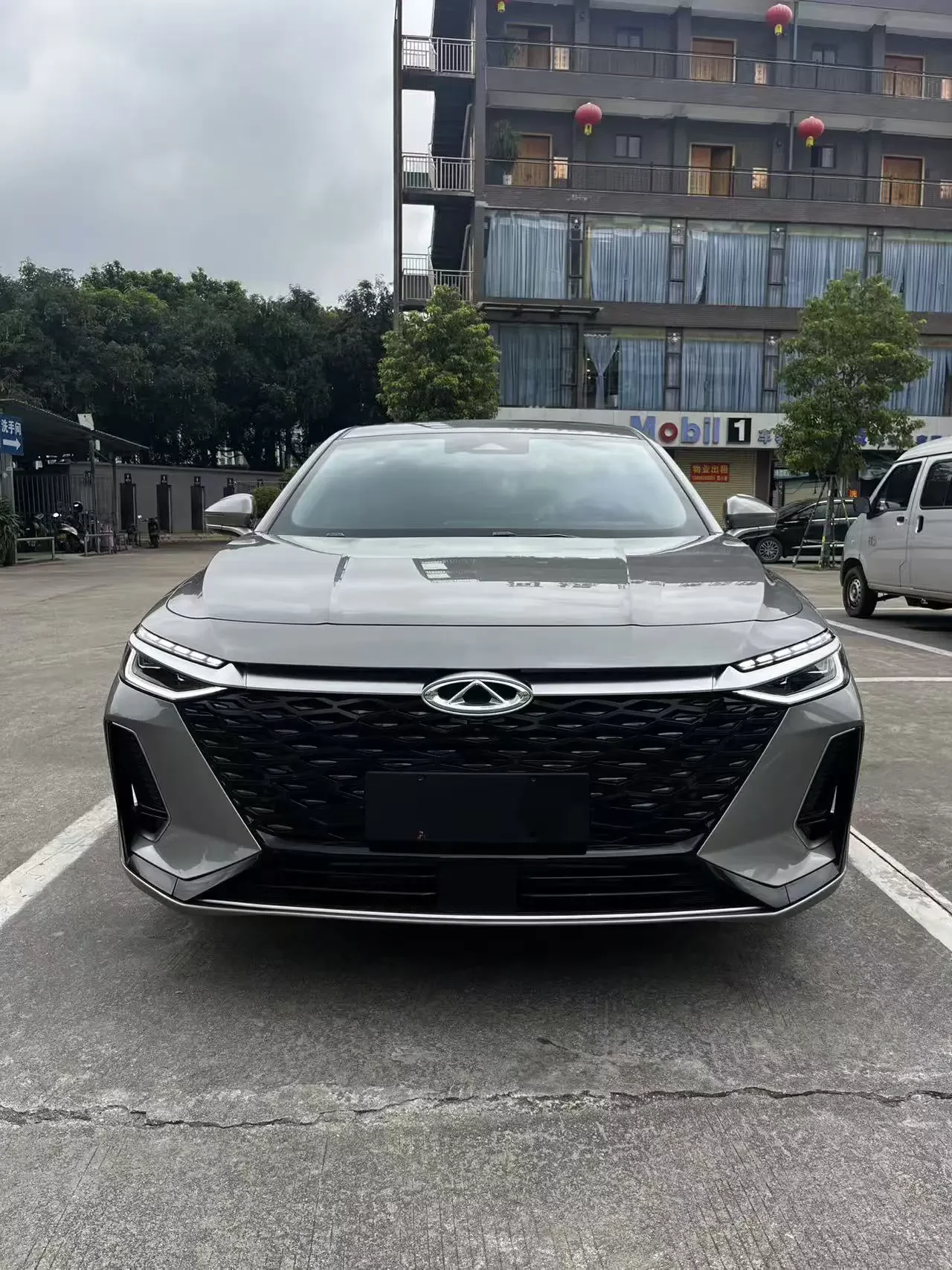 Chery Arrizo 8