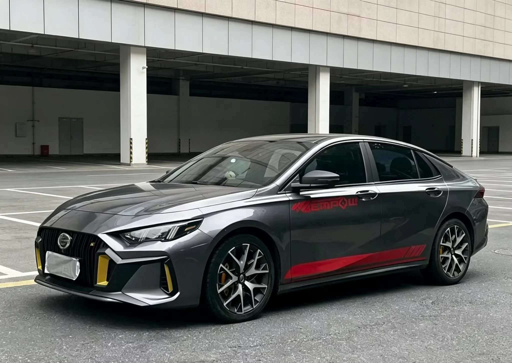 GAC Trumpchi Empow  из Китая