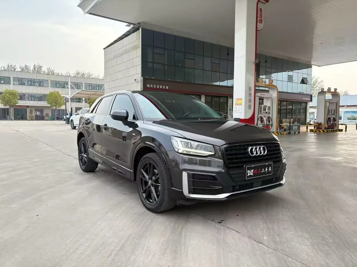 Audi Q2L