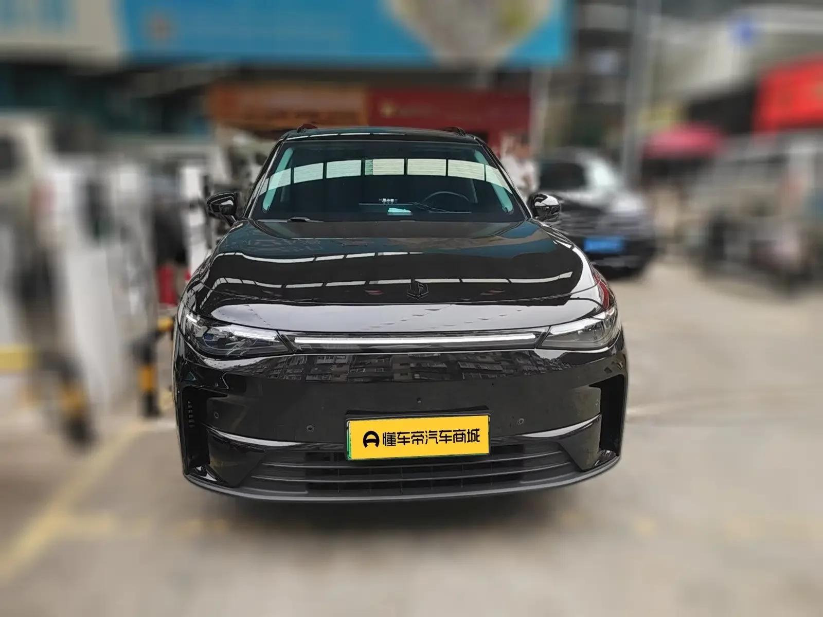 Leapmotor C16