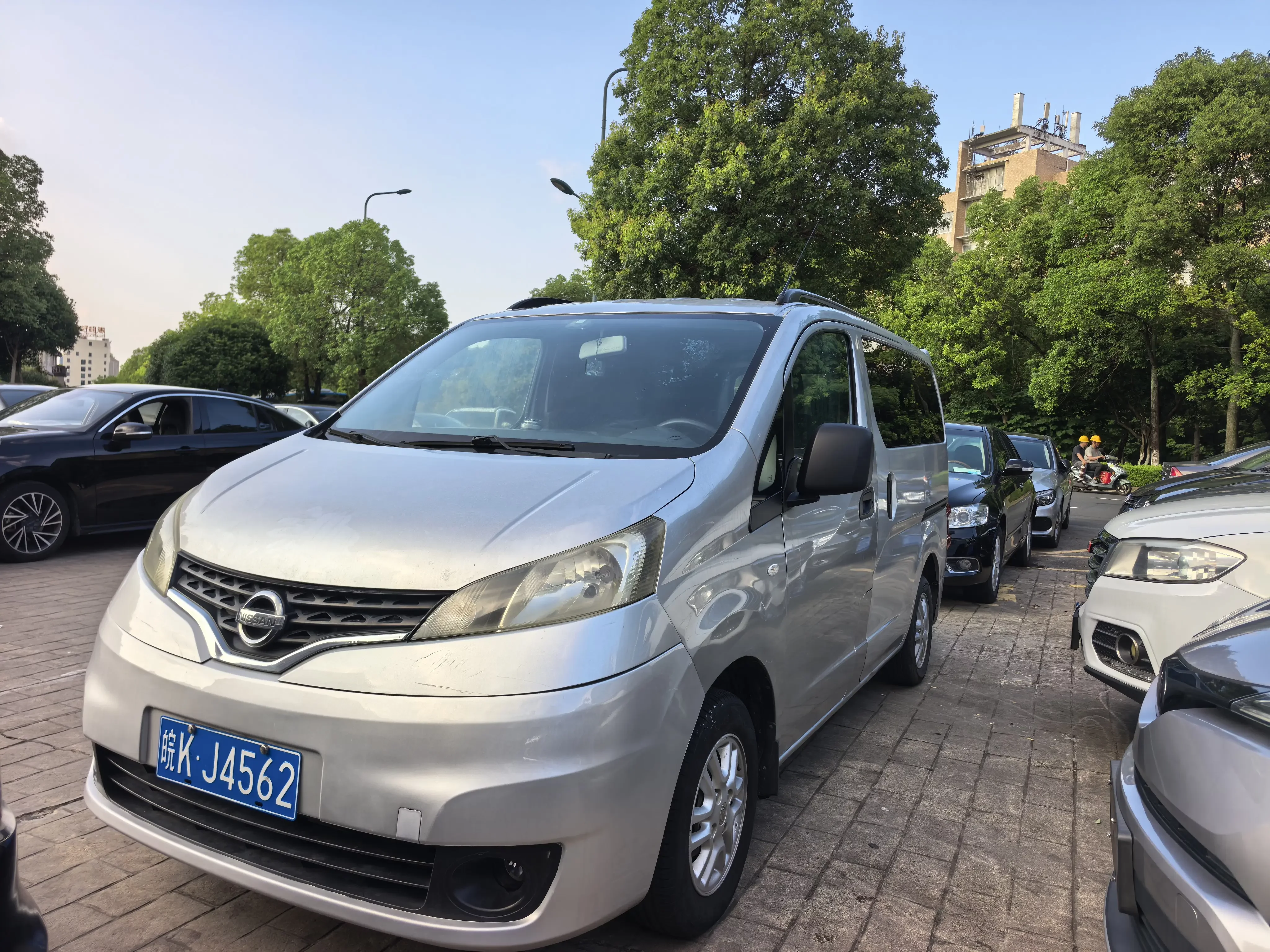 Nissan NV200  из Китая