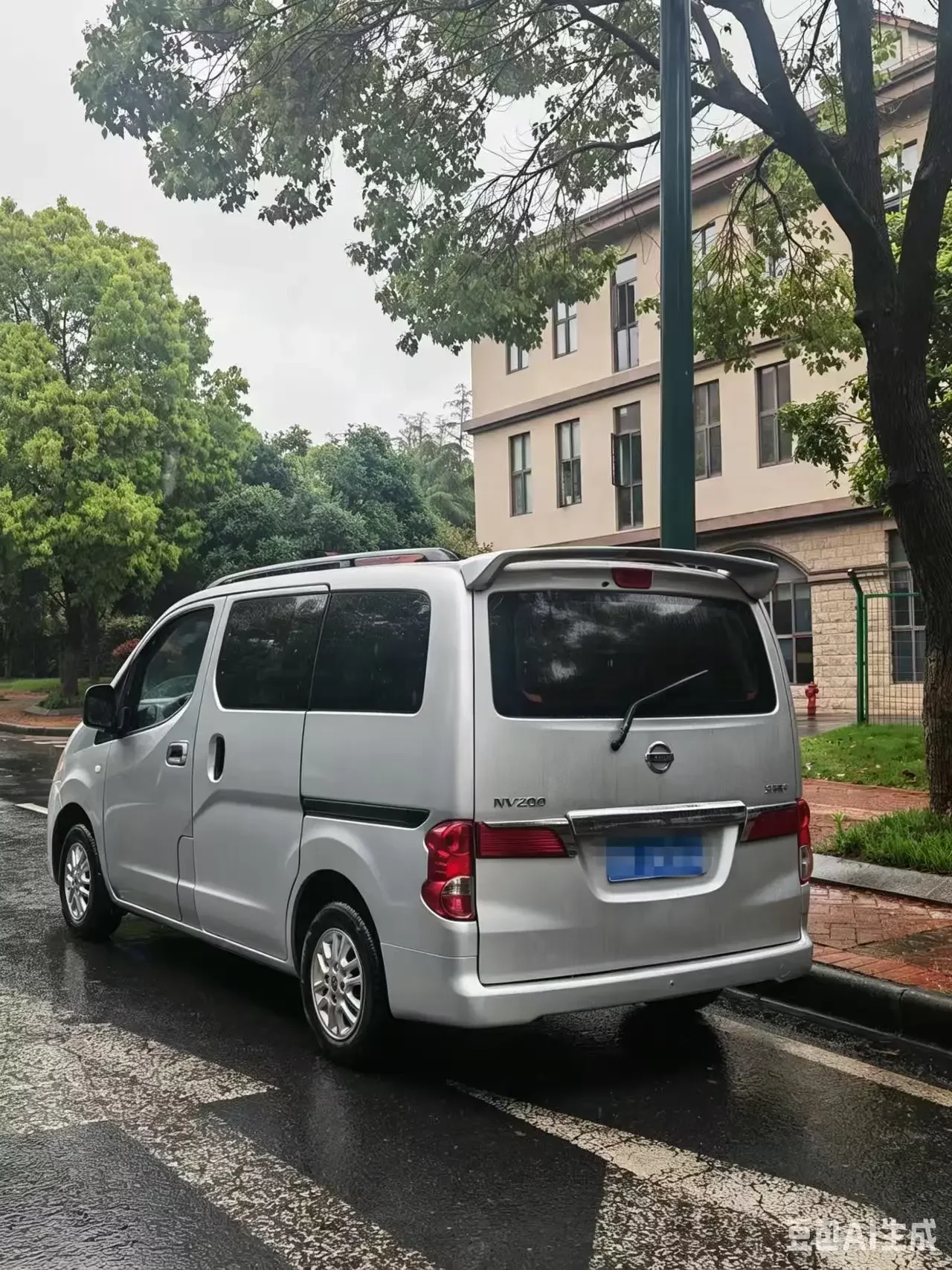 Nissan NV200
