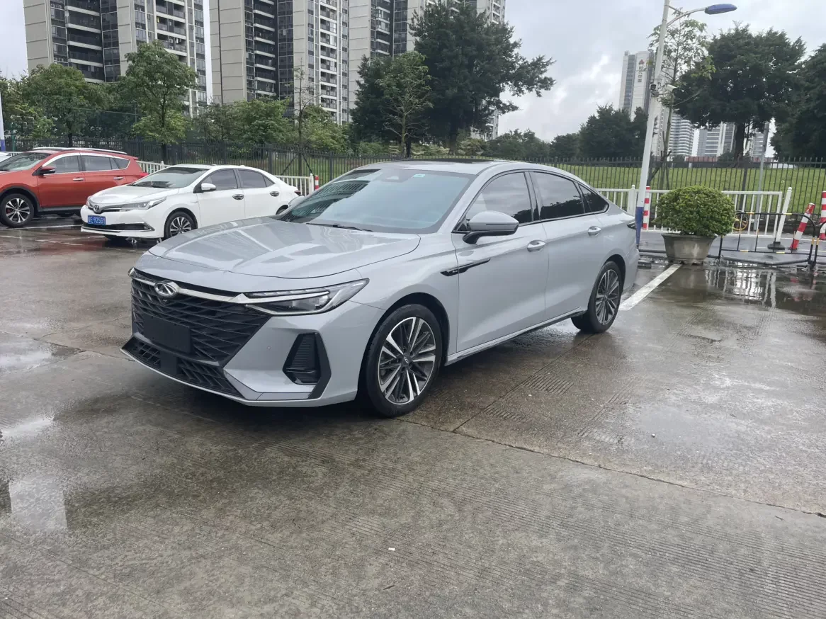 Chery Arrizo 8
