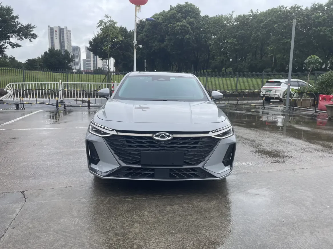 Chery Arrizo 8