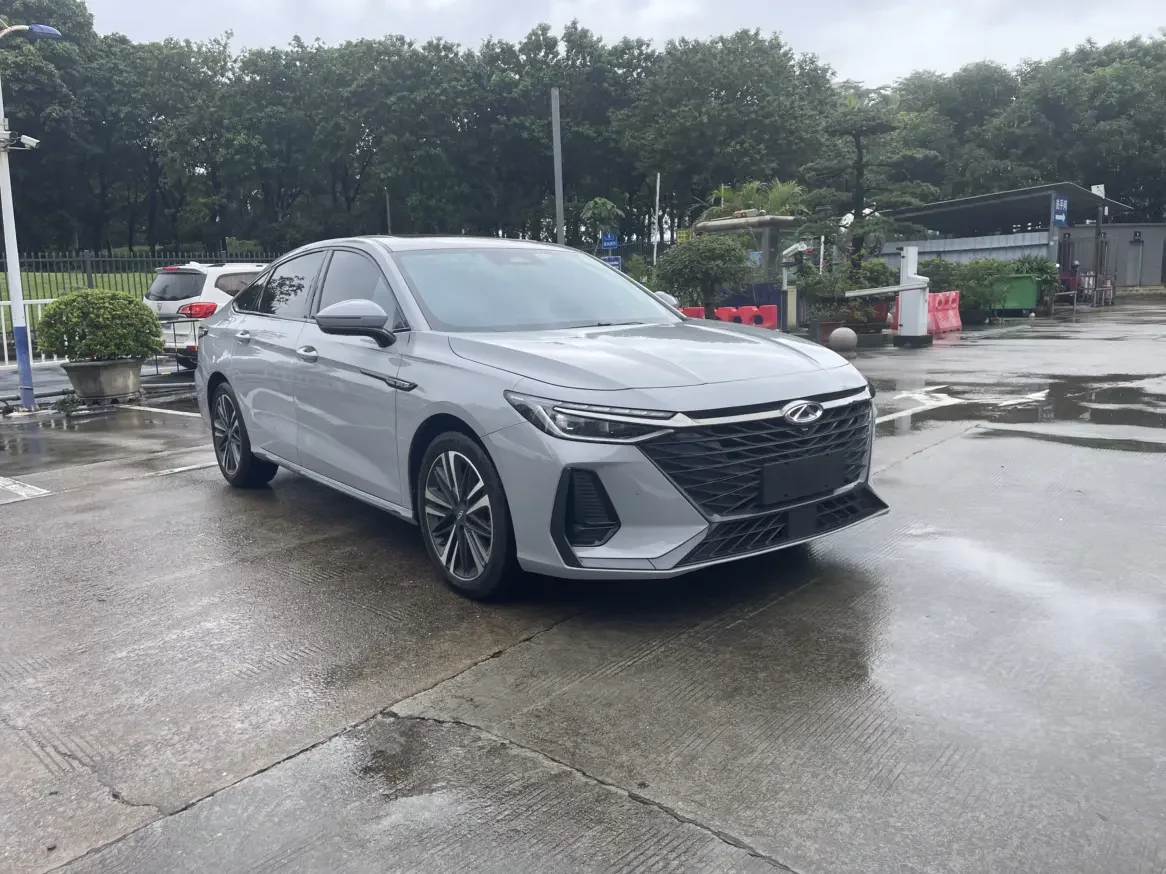 Chery Arrizo 8