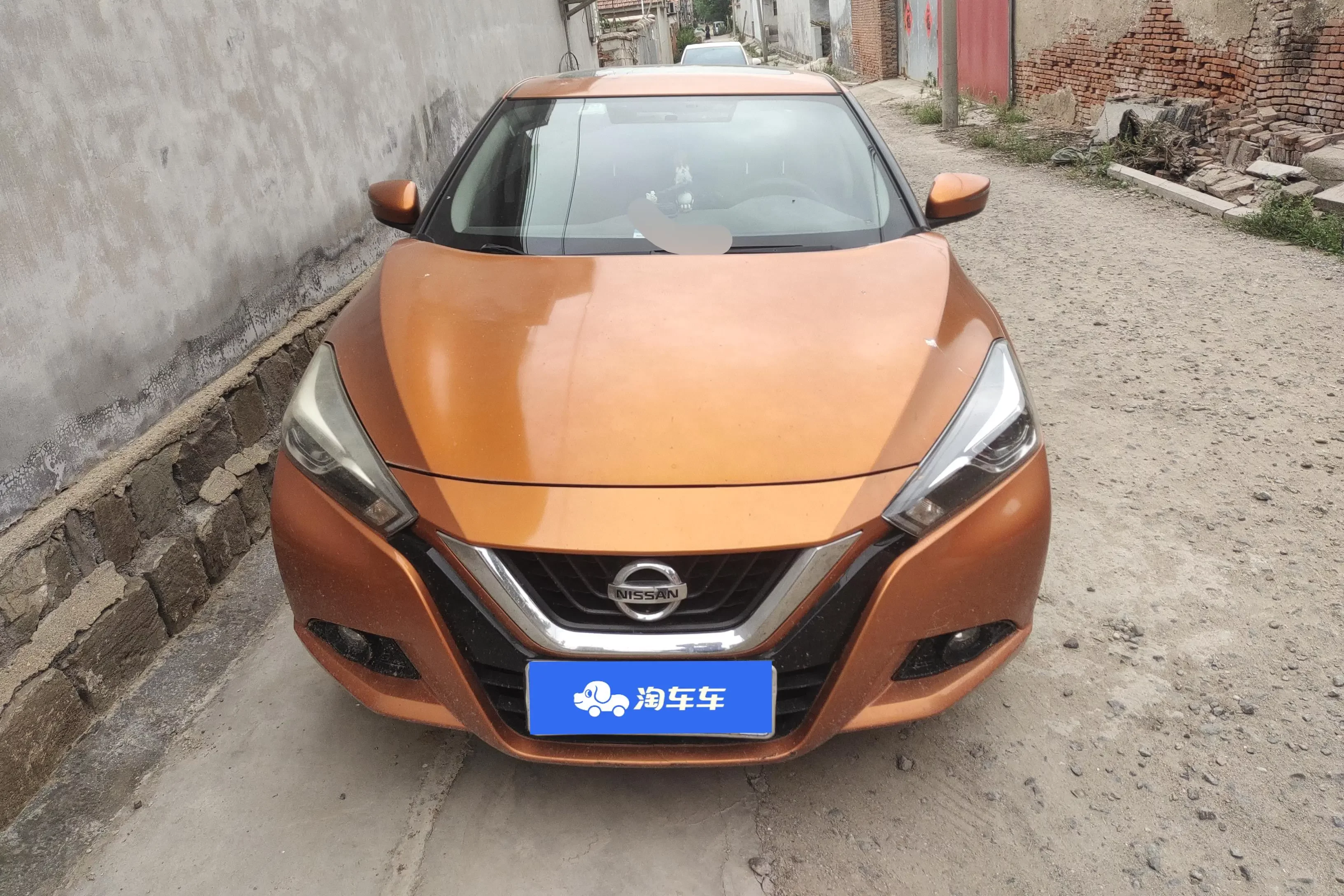 Nissan bluebird
