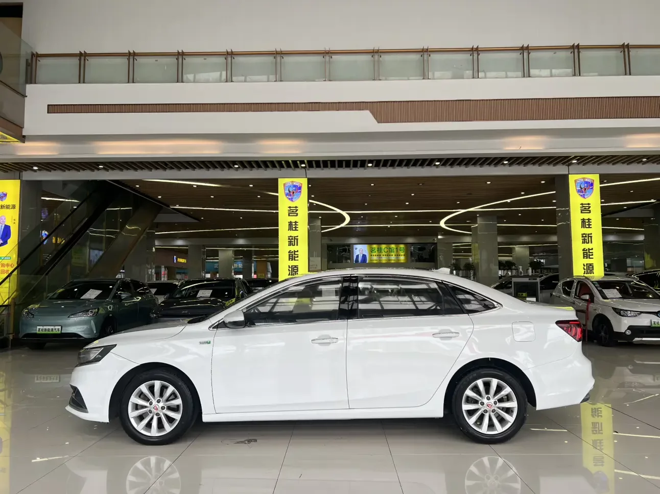 Roewe ei6