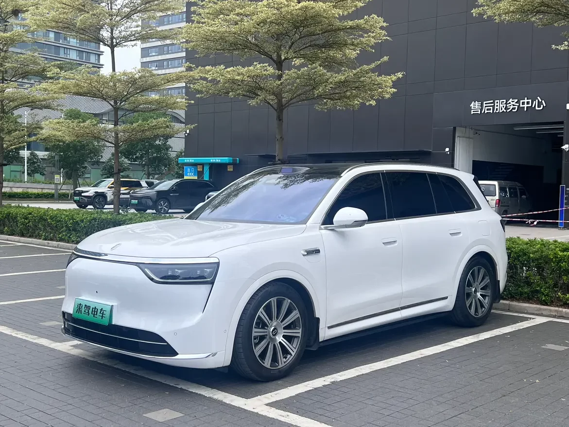 AITO QJM8