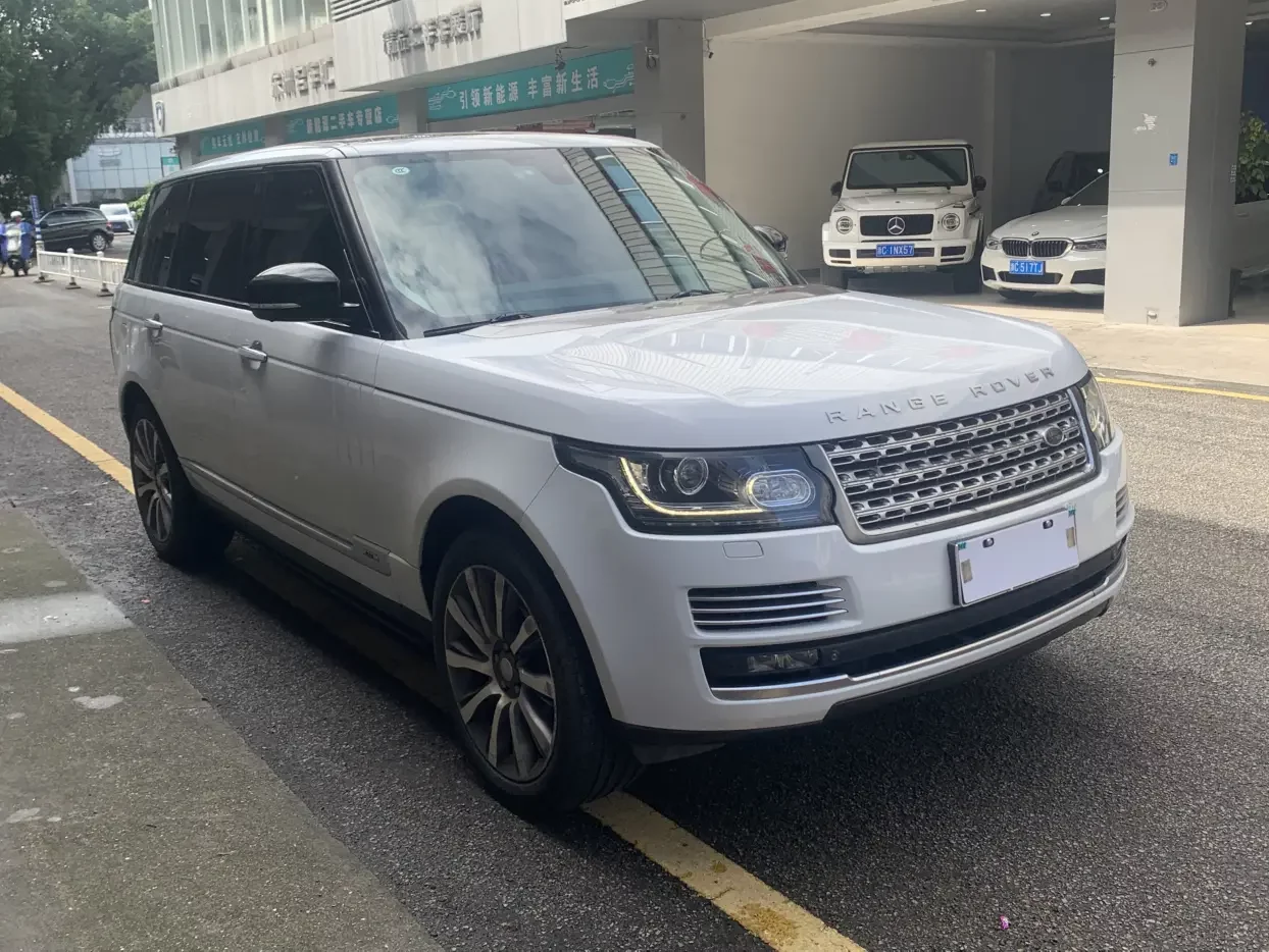 Land Rover range rover