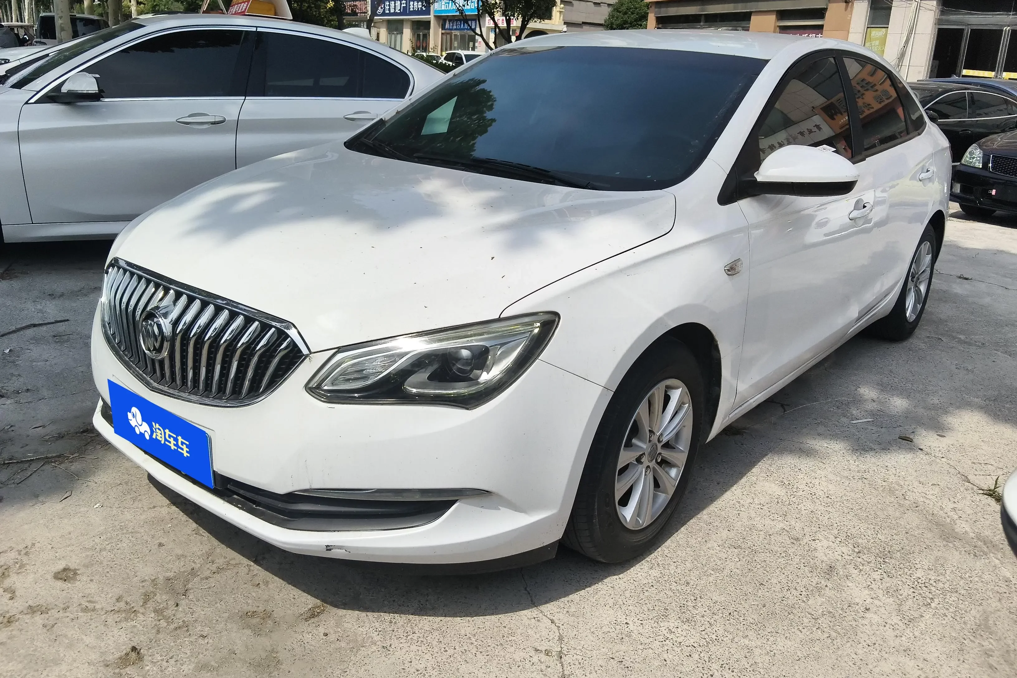 Buick Yinglang