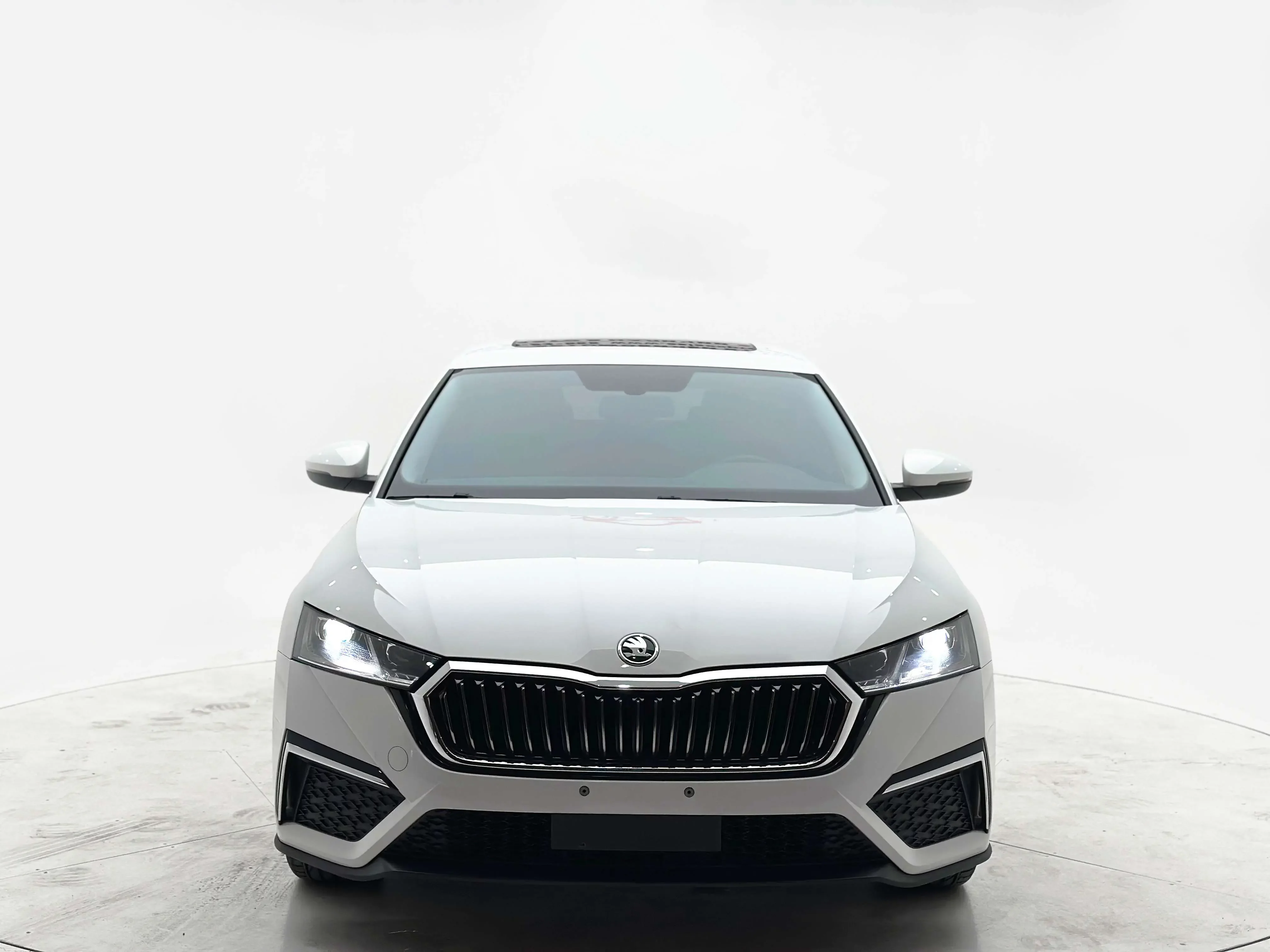 Skoda Octavia  из Китая