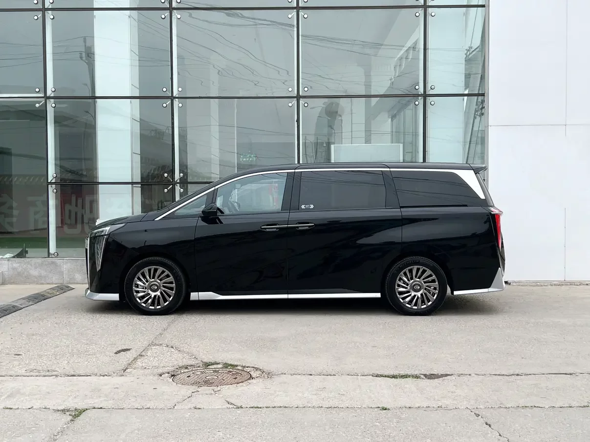 GAC Trumpchi M8