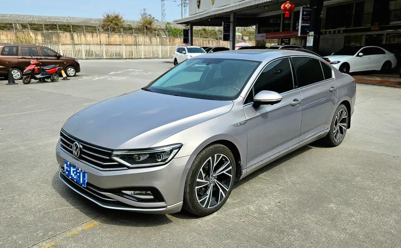 Volkswagen Magotan