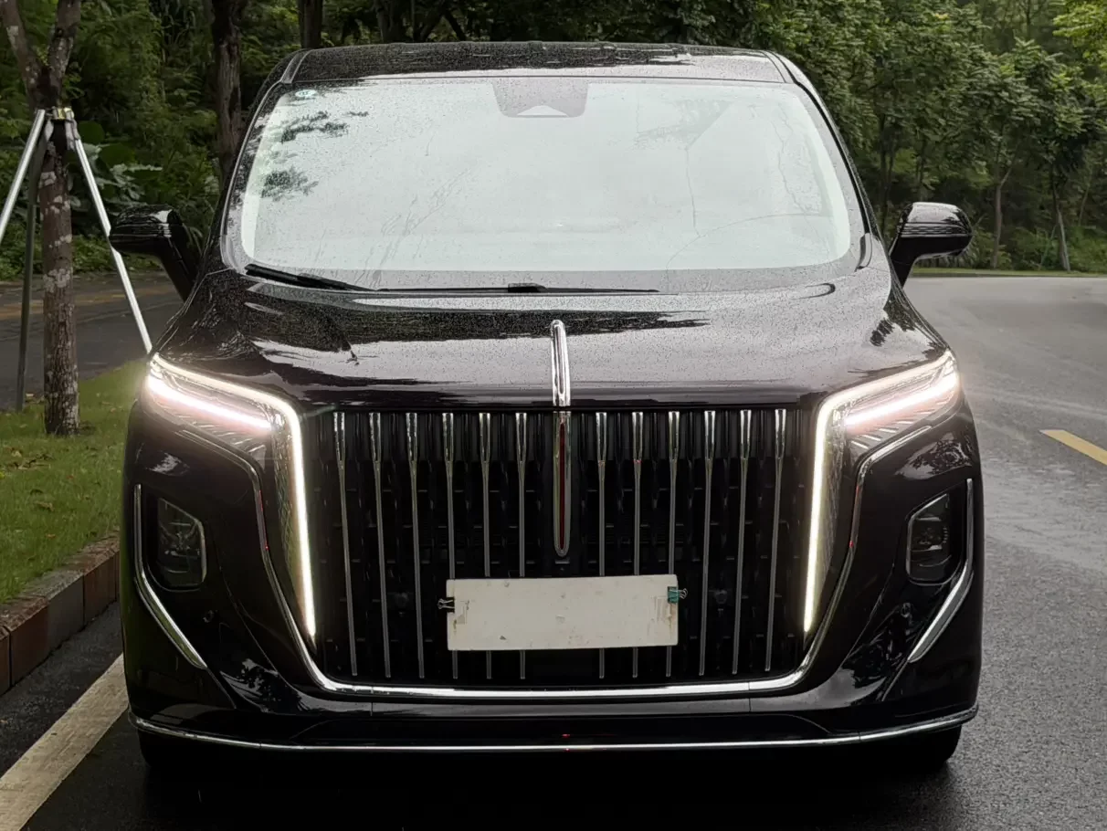 Hongqi HQ9 PHEV  из Китая