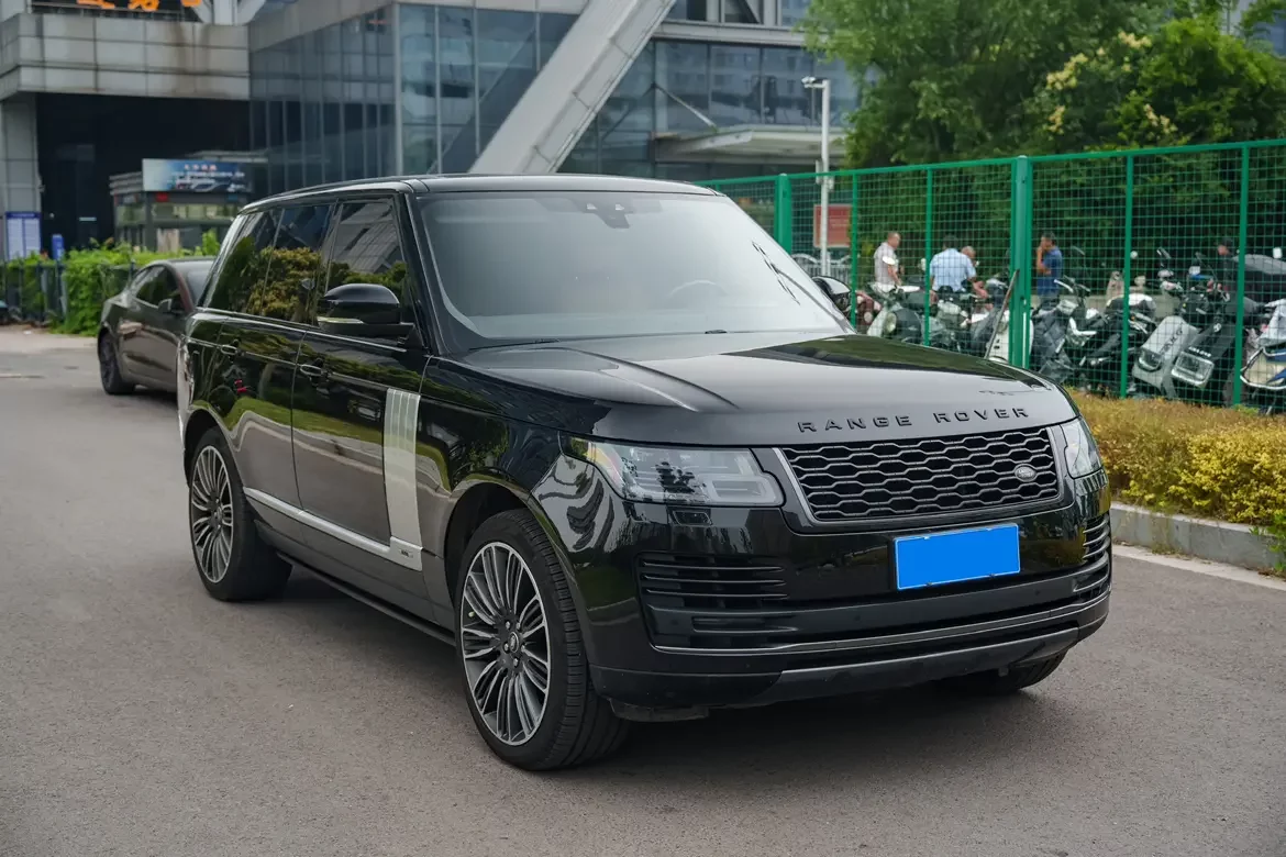 Land Rover range rover