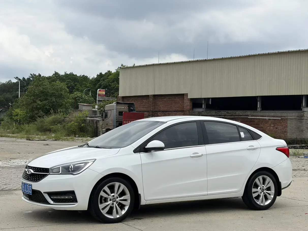 Chery Arrizo 5