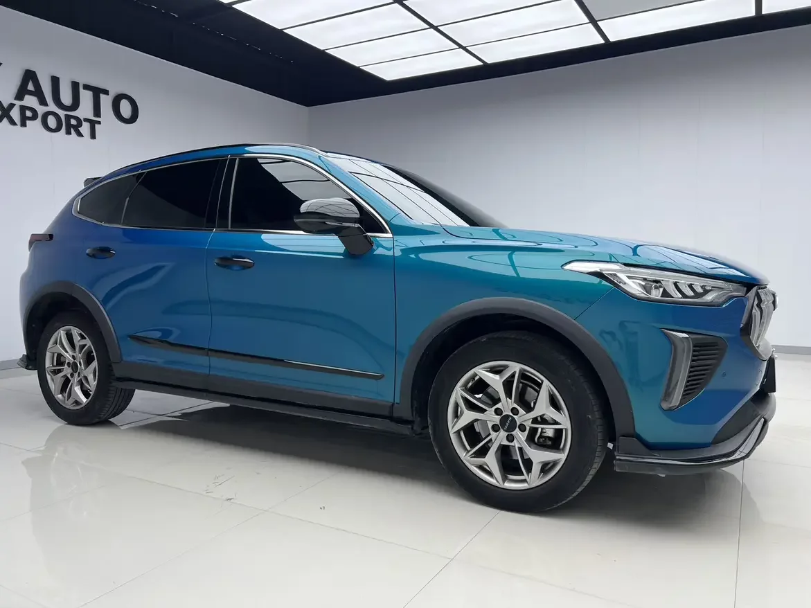 Haval Harvard Red Rabbit
