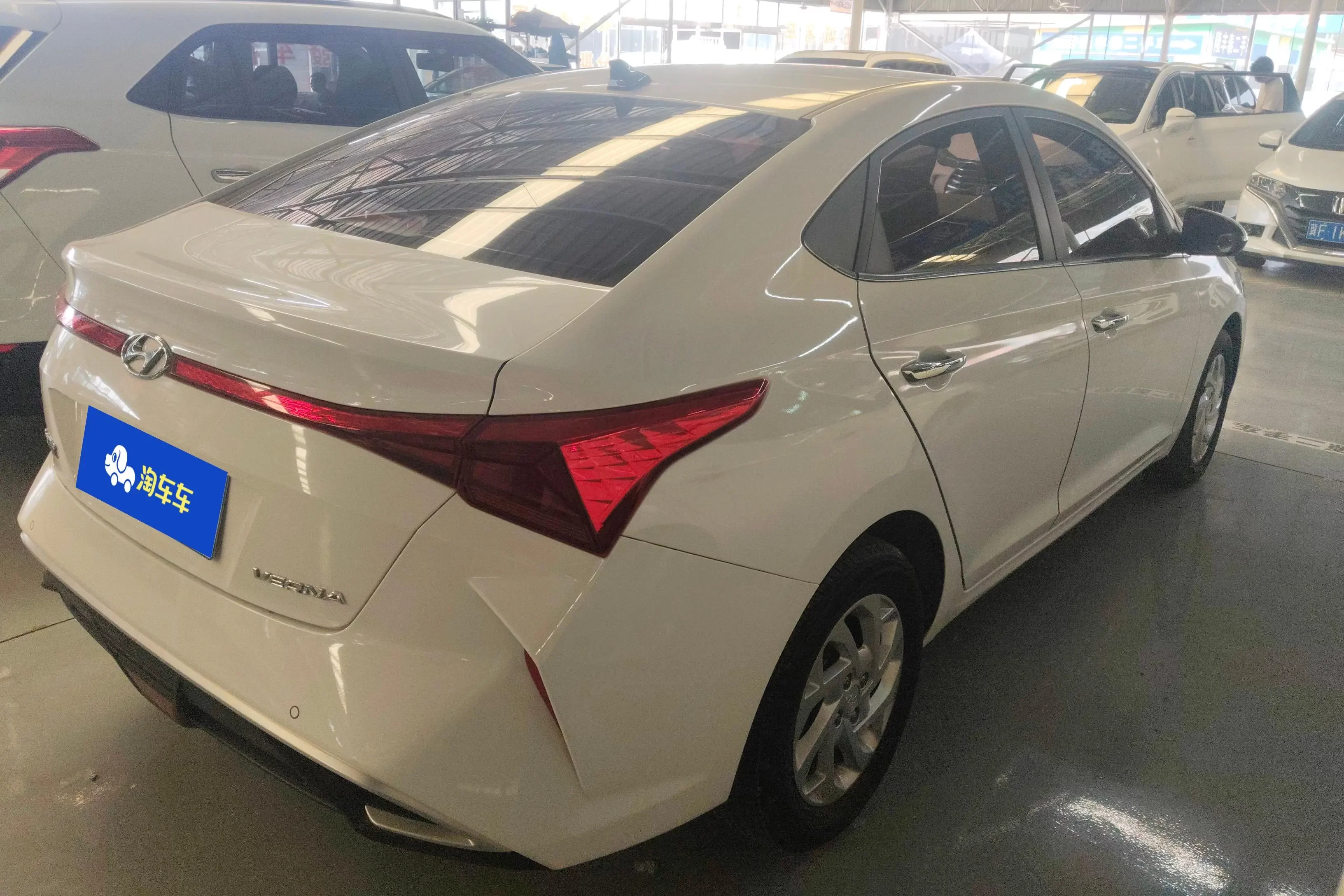 Hyundai Accept