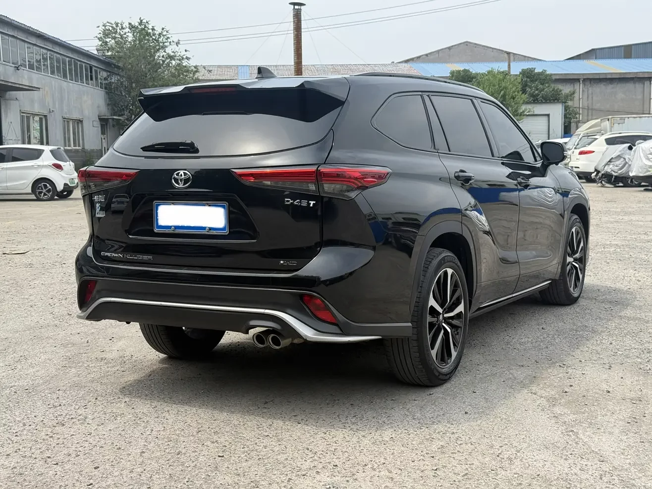 Toyota Crown Kluger