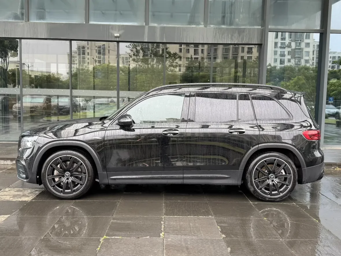 Mercedes-Benz GLB AMG