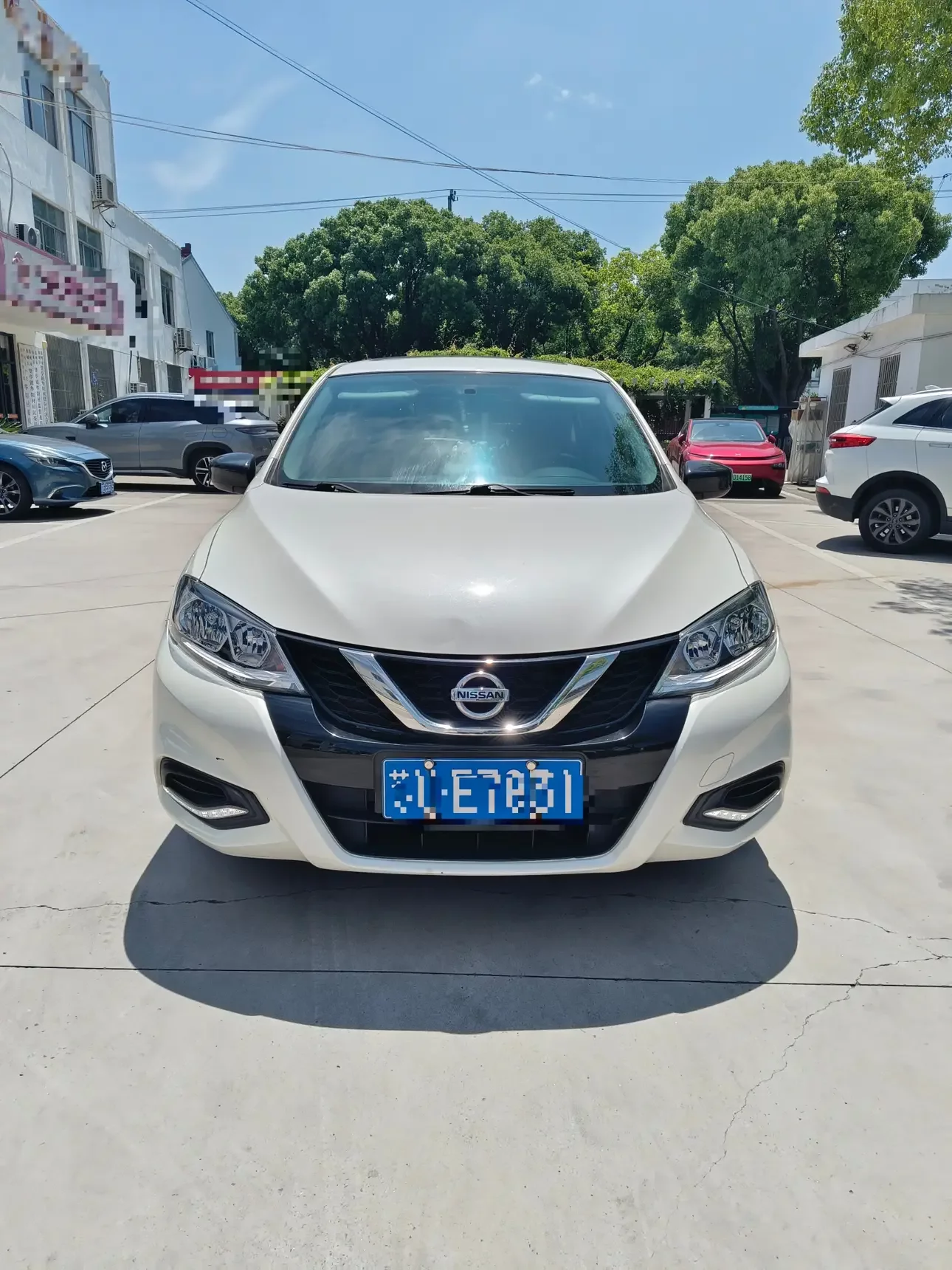 Nissan Tiida