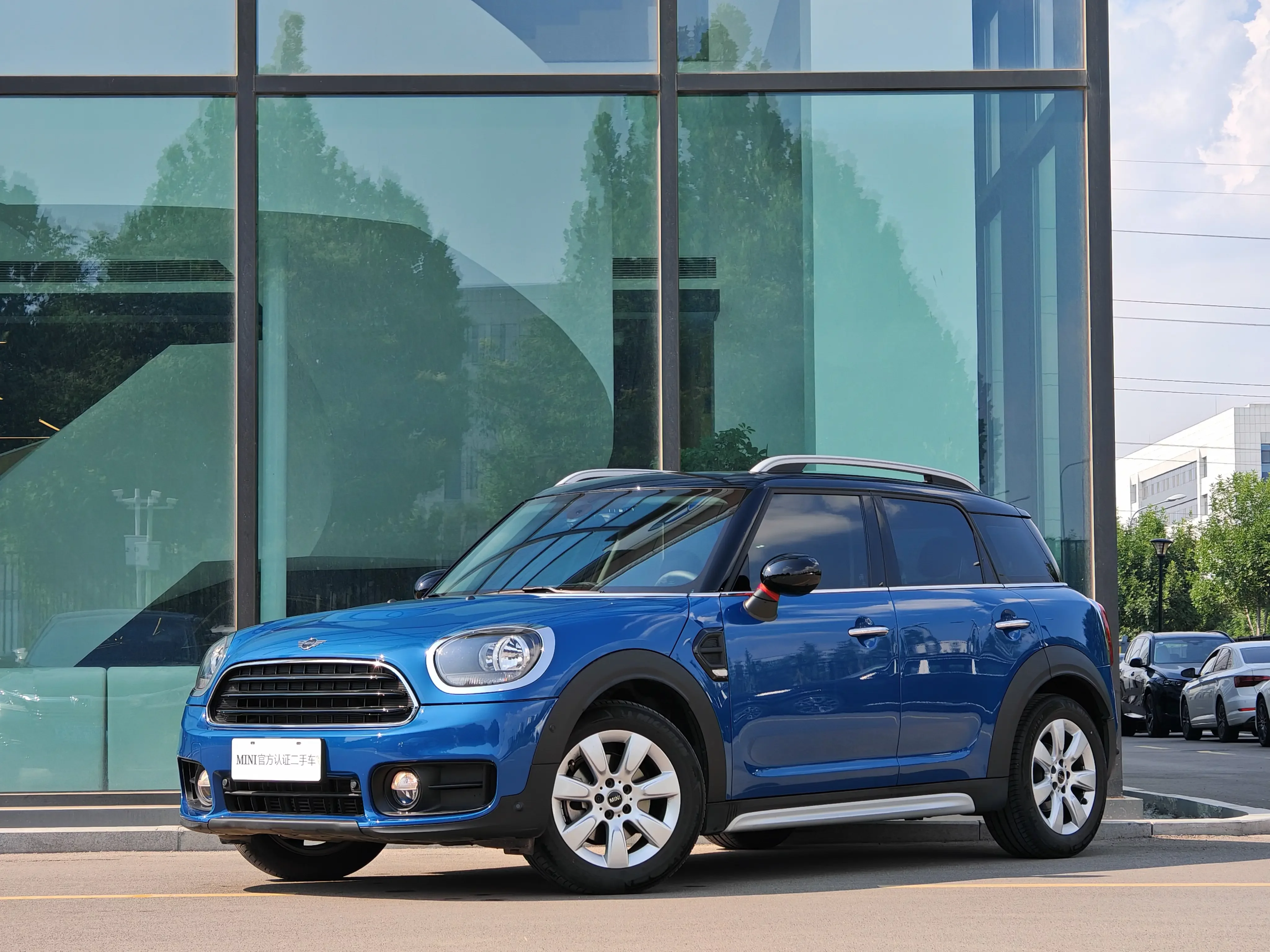 MINI COUNTRYMAN