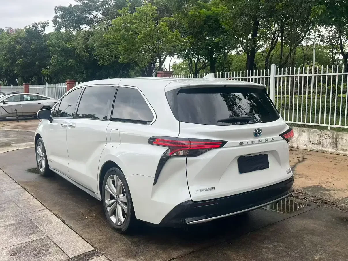 Toyota Sienna