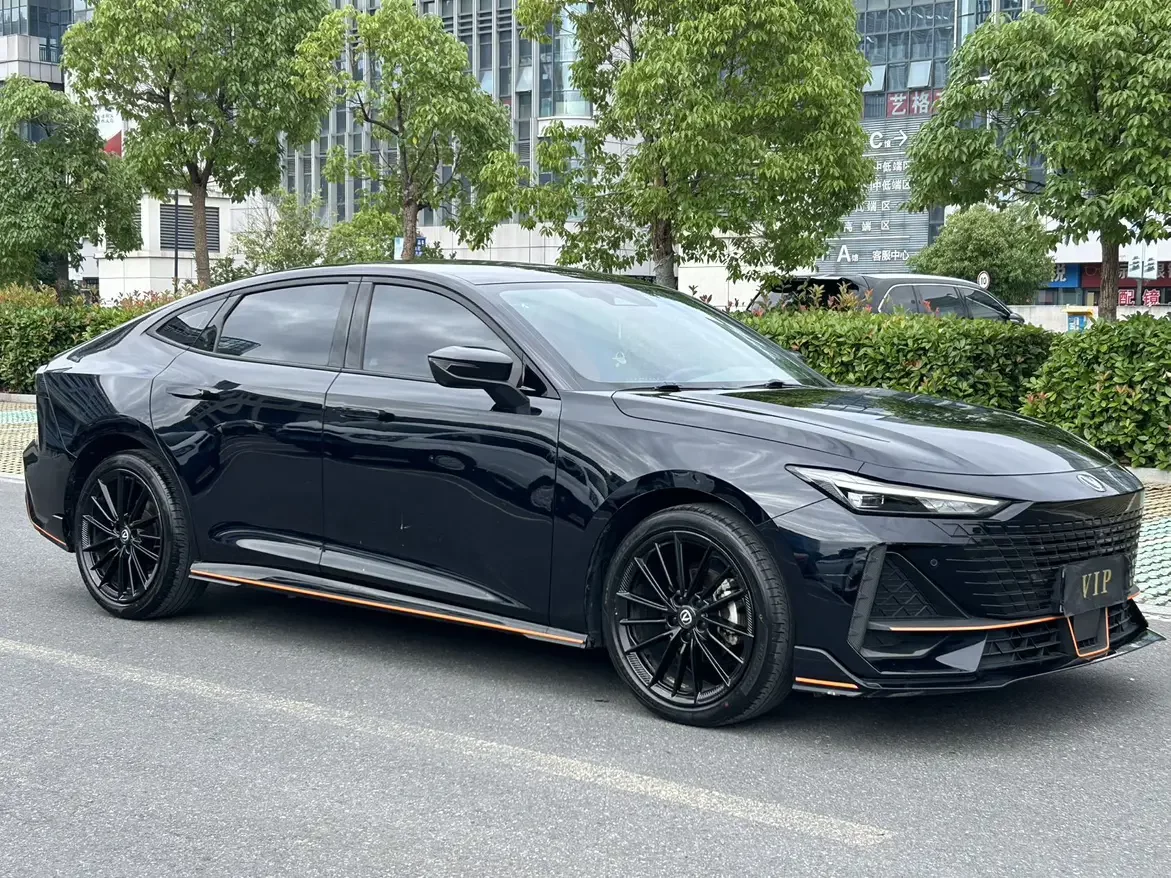 Changan UNI-V